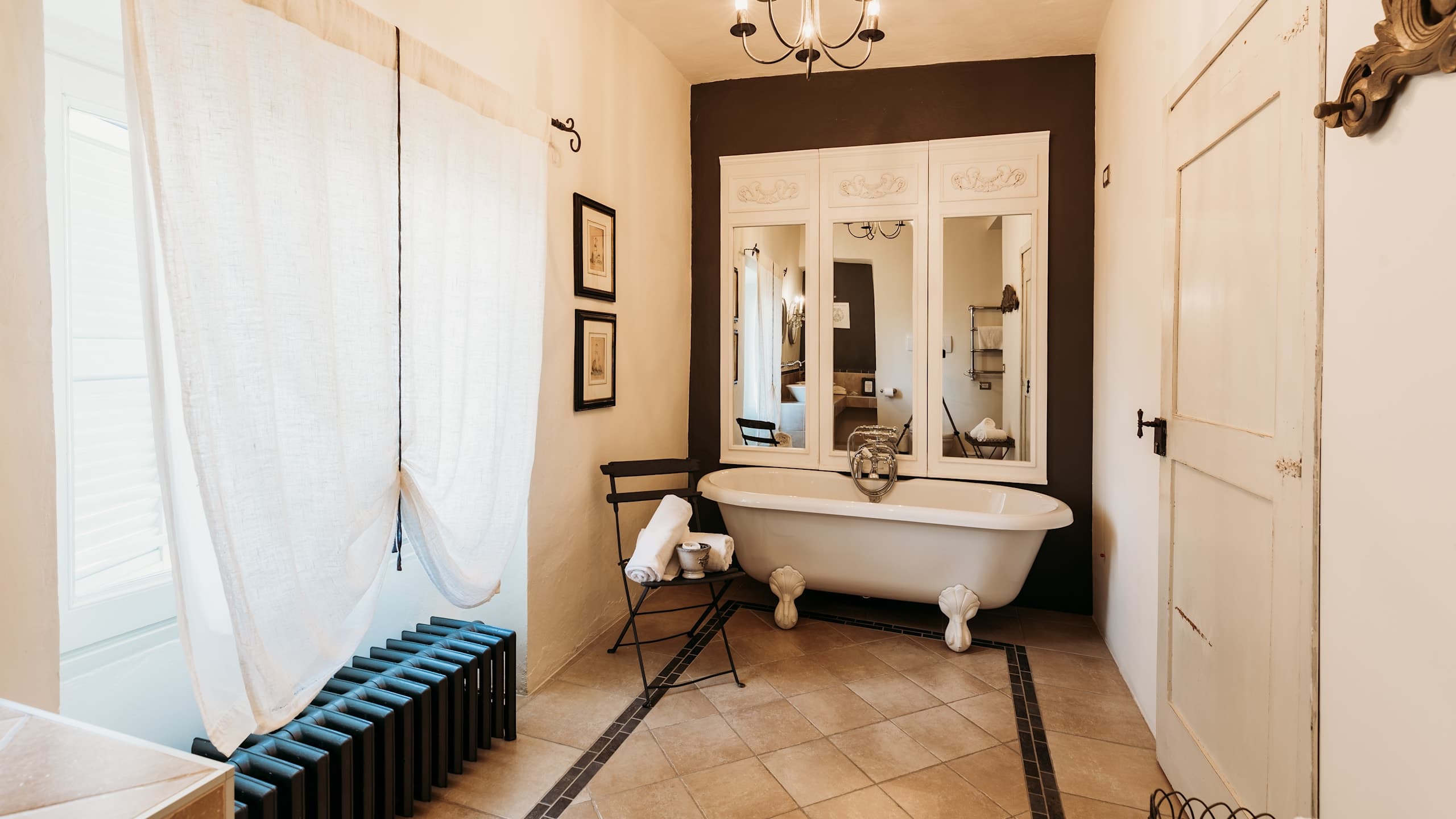 La Villa Hotel - Image 5