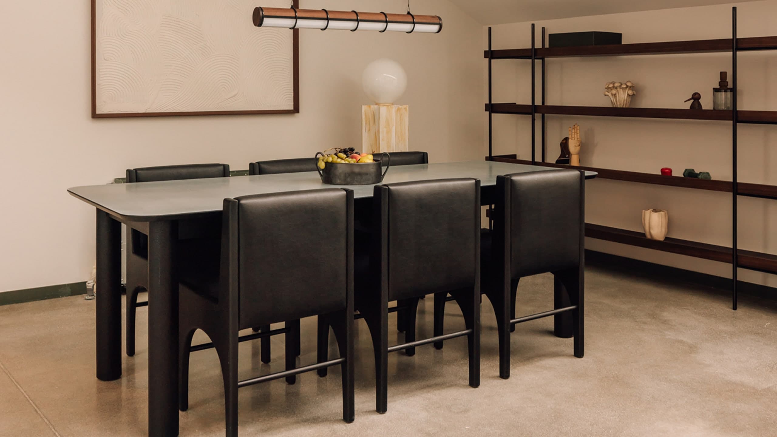 One-Bedroom Suite - Image 1