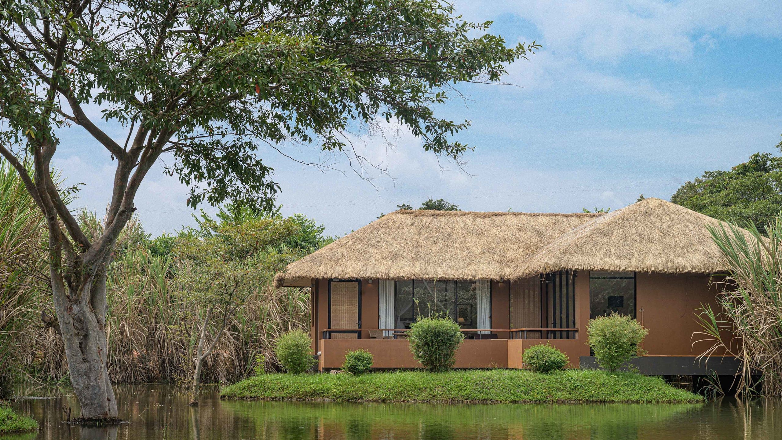 Deluxe Villa - Image 2