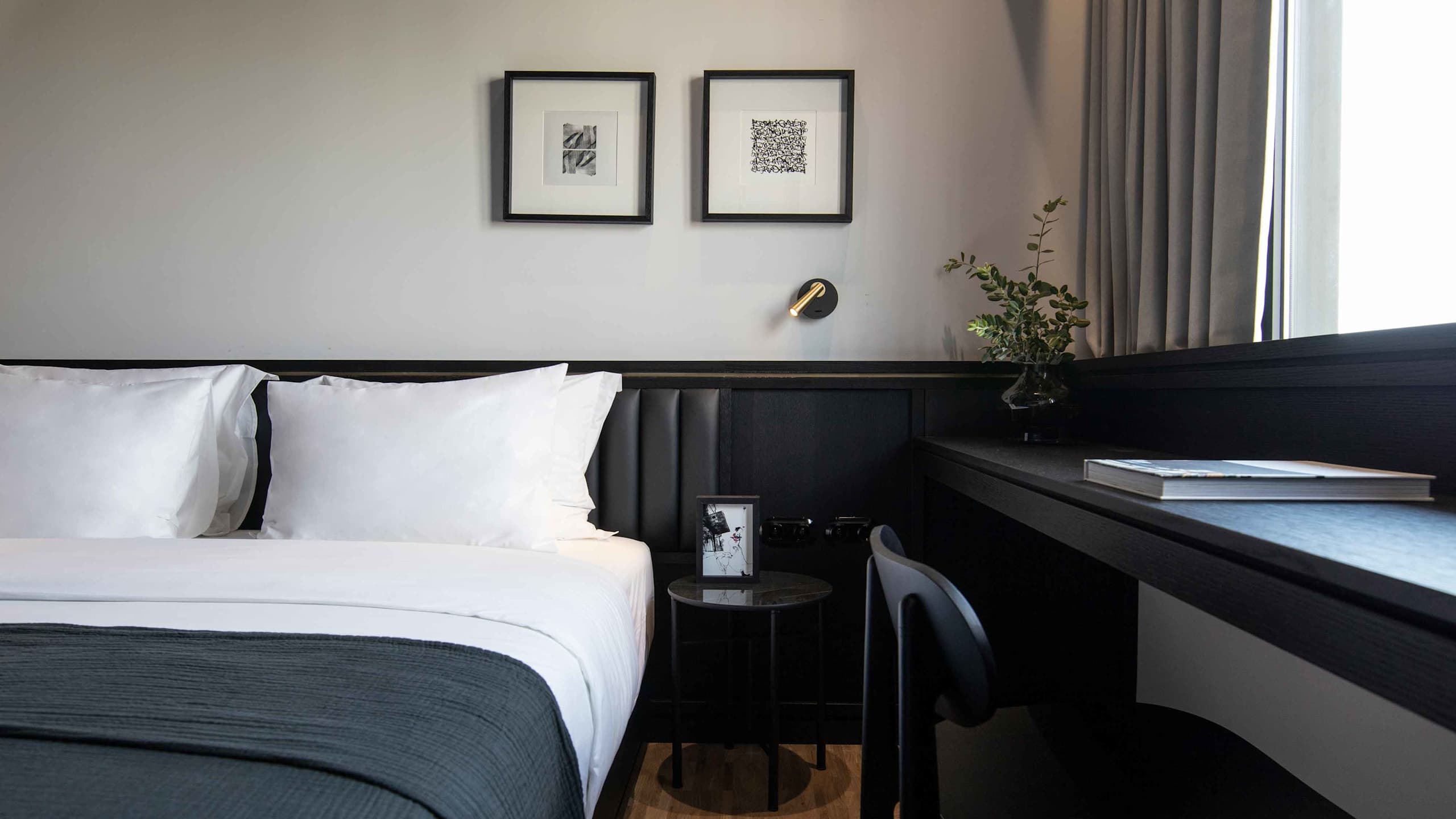 The Modernist Athens - Image 4