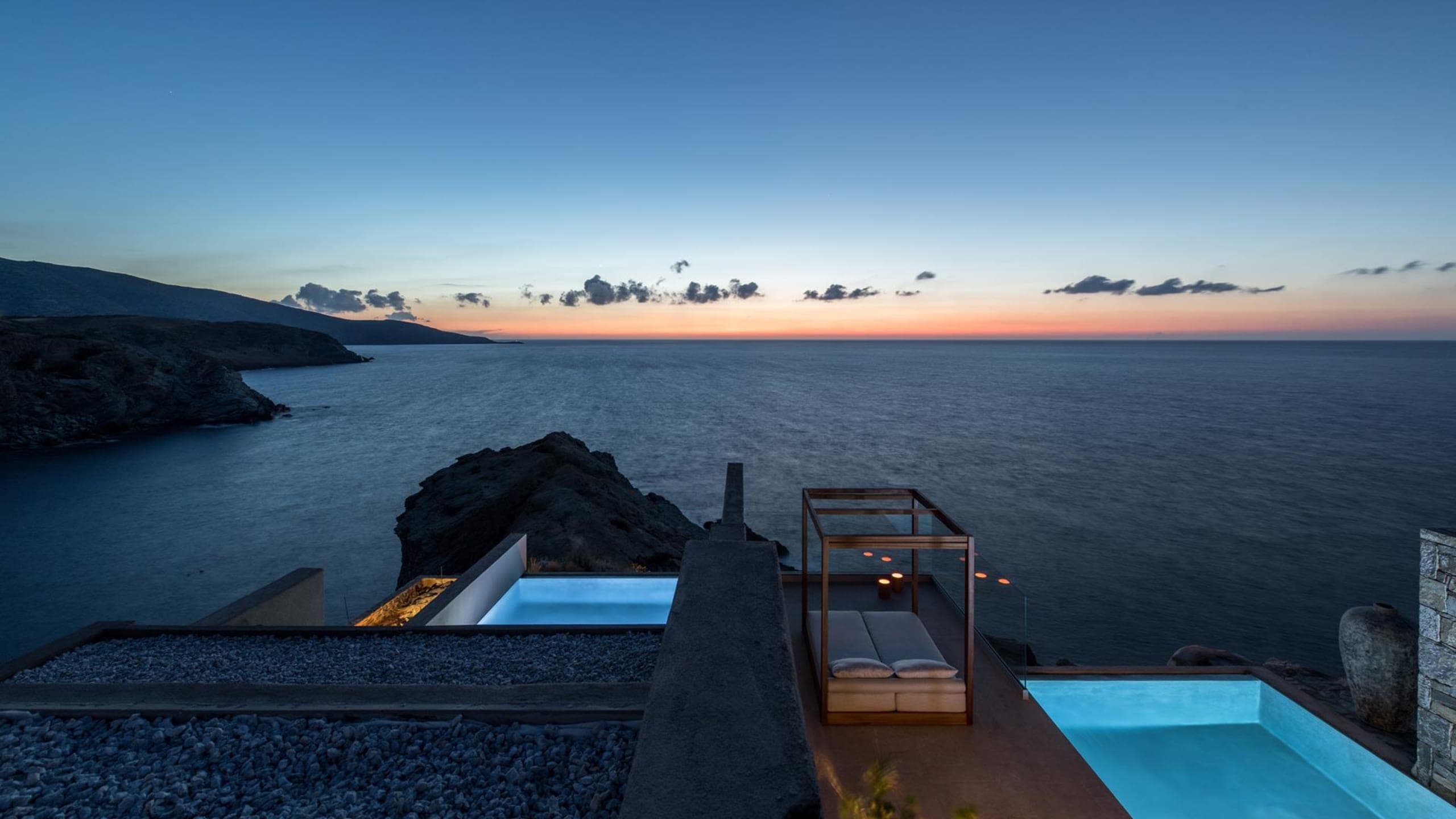 Sea View Loft with Private Pool - Image 5