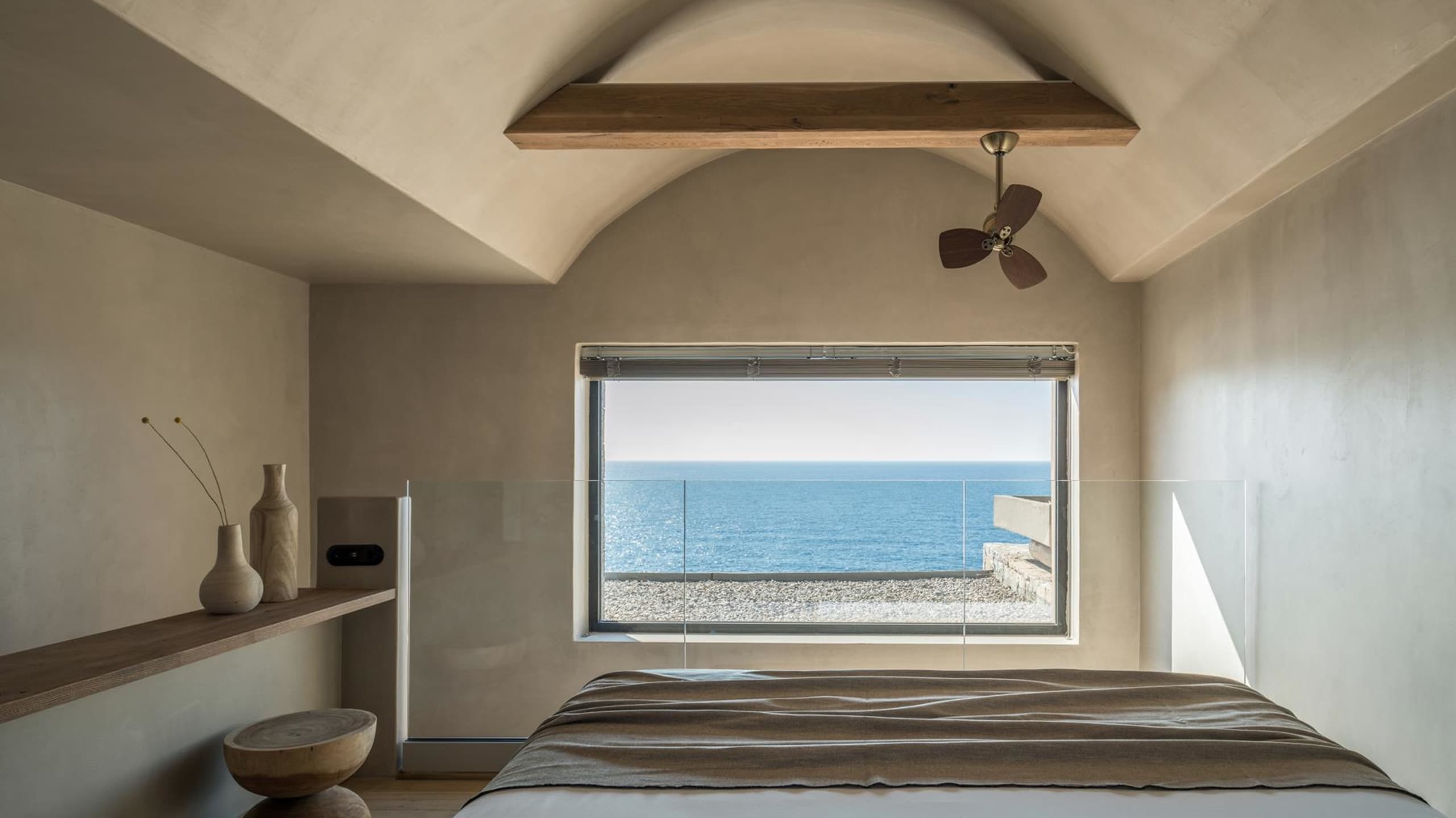 Sea View Loft with Private Pool - Image 3