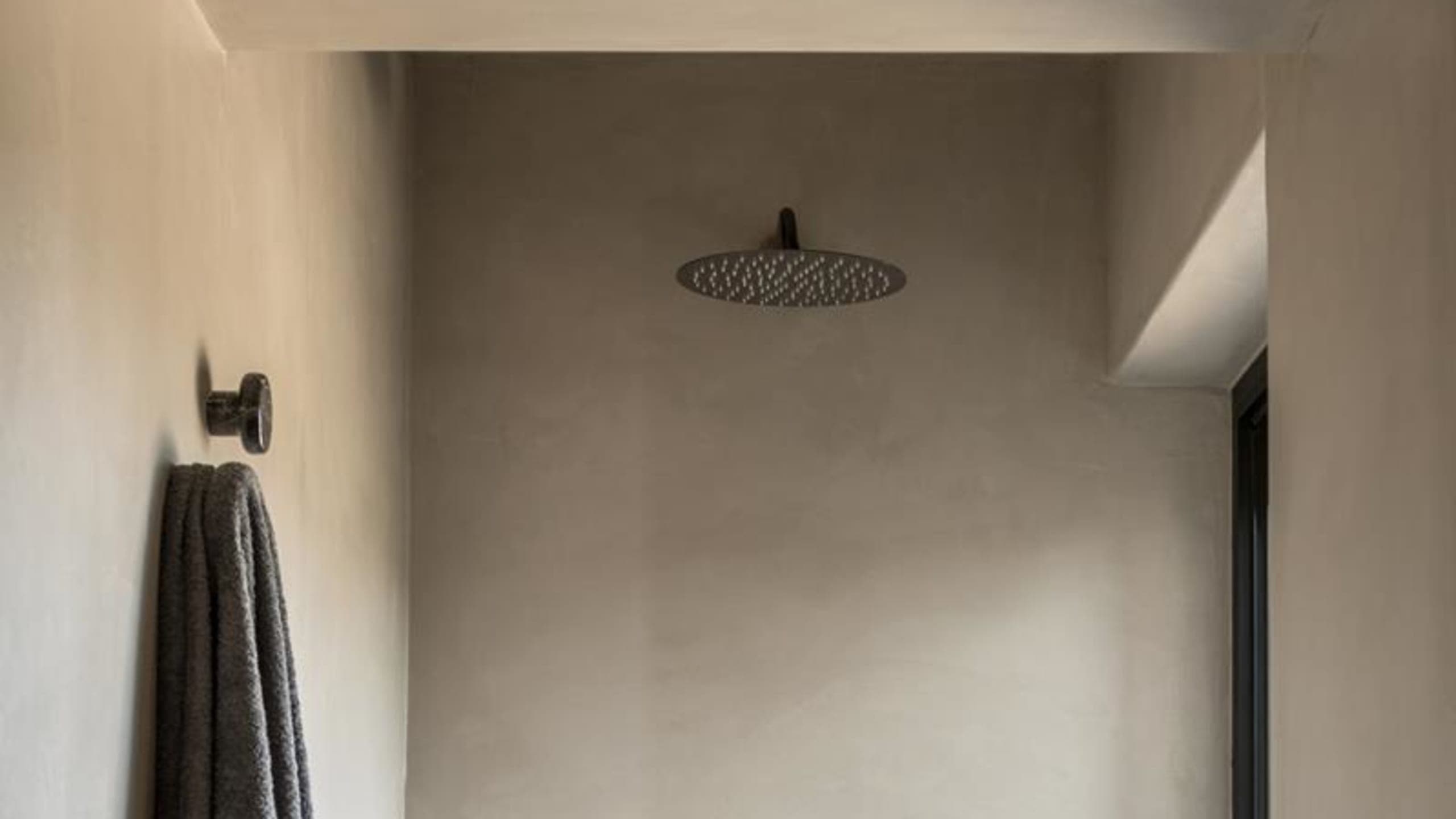 Sea View Loft with Private Pool - Image 2