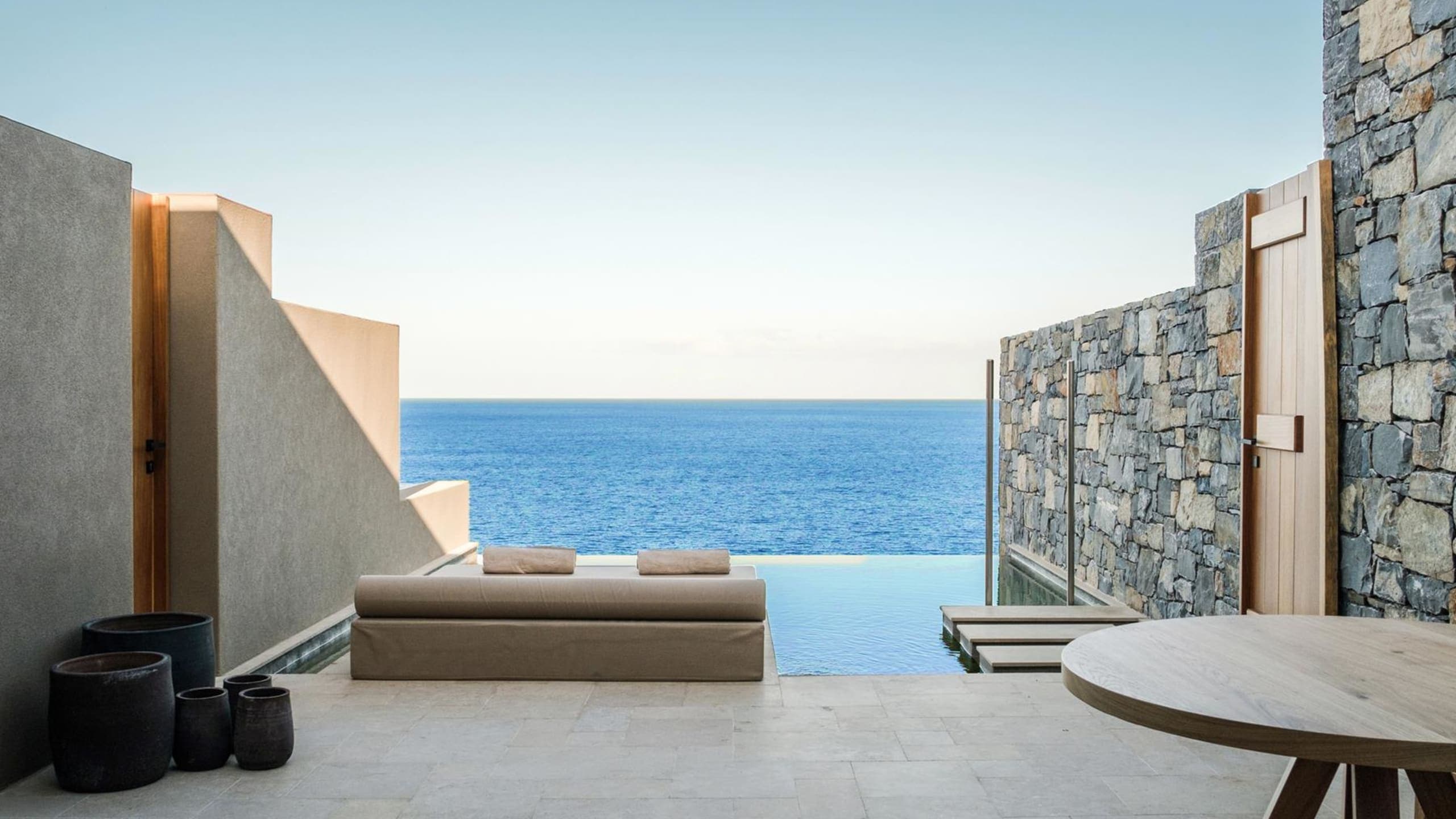 Wave Suite XL Sea View with Private Infinity Pool - Image 2