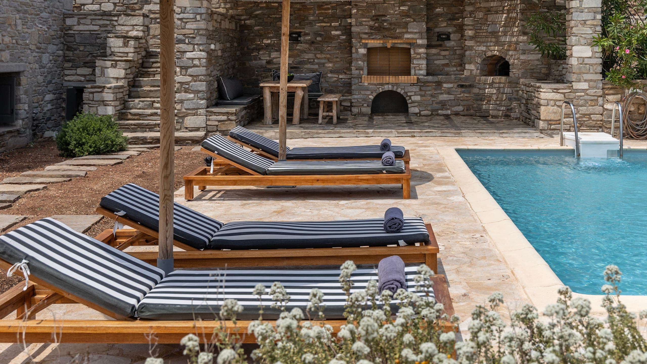 Acron Villas - Image 2