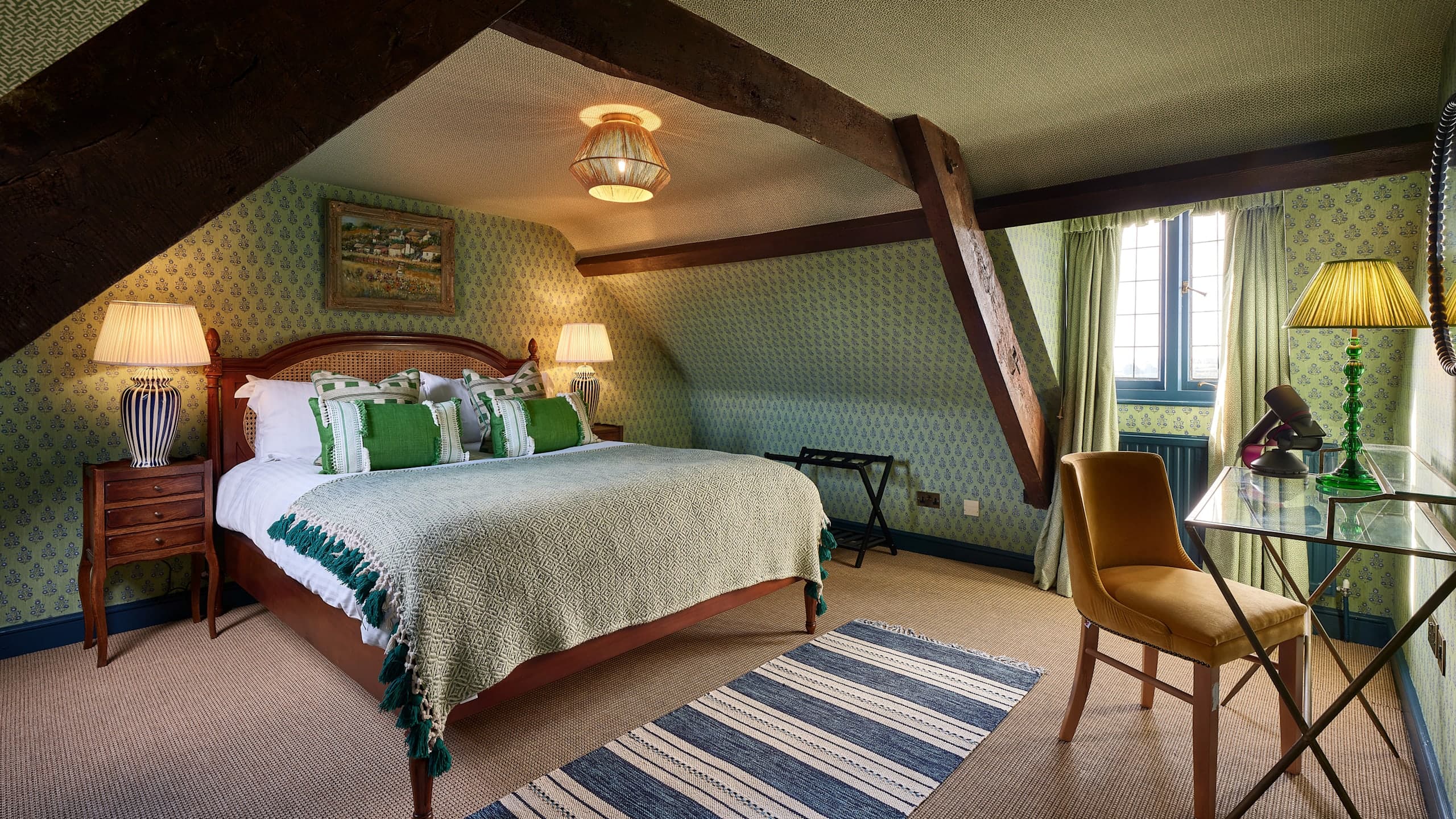 21B Abbey Row Townhouse - Image 6