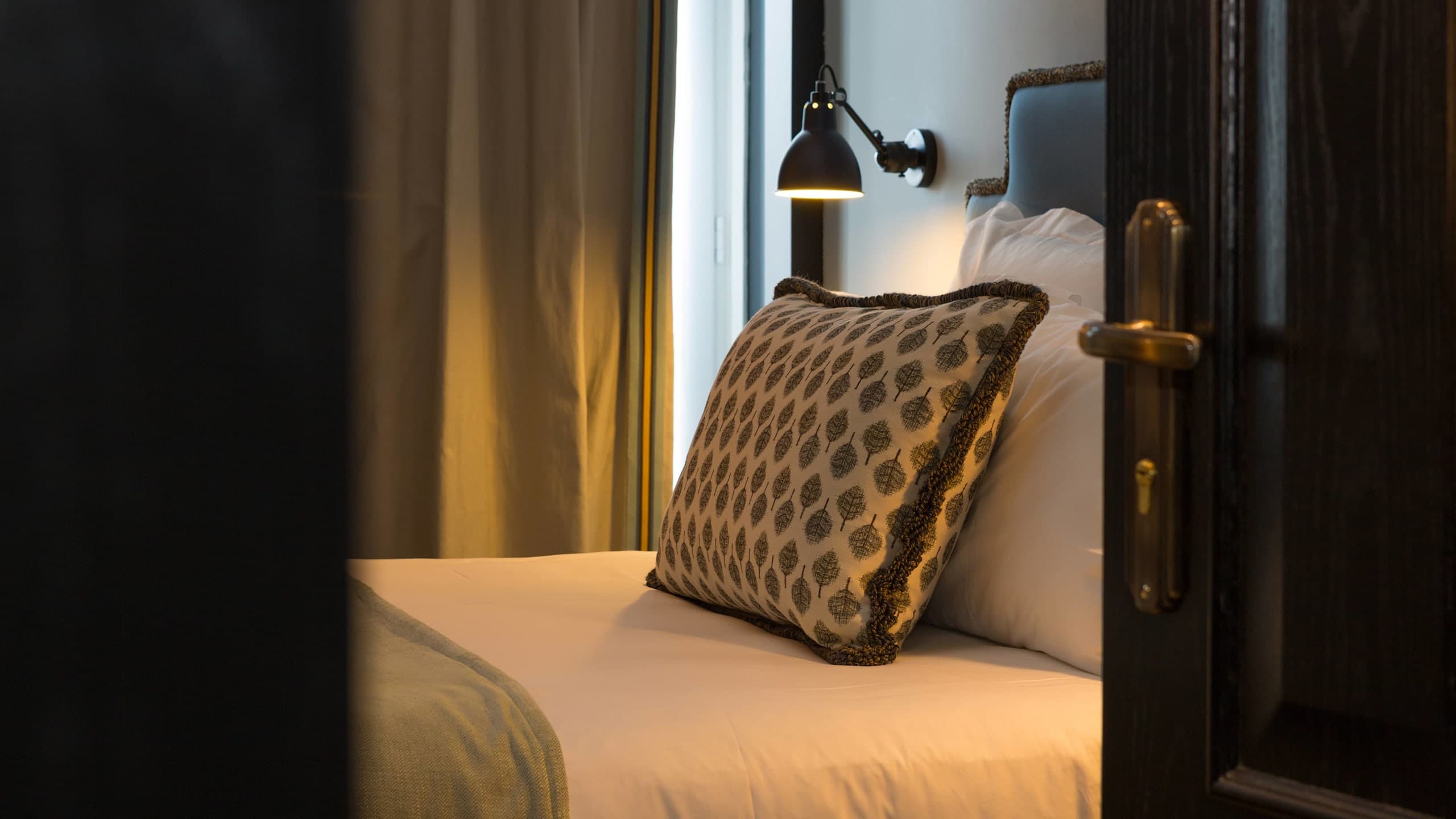 Valverde Hotel - Image 2