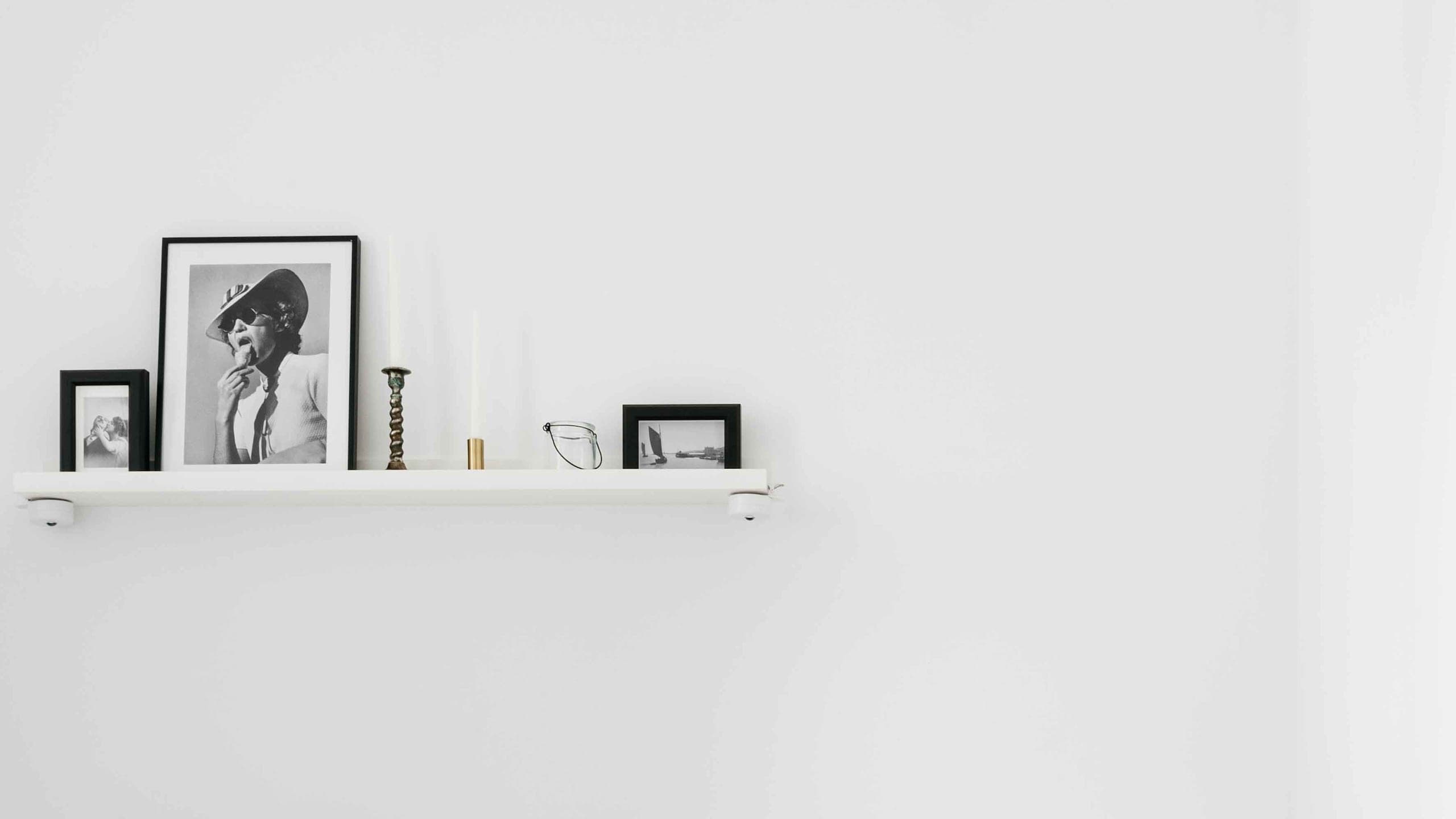 One-Bedroom Apartment - Image 1