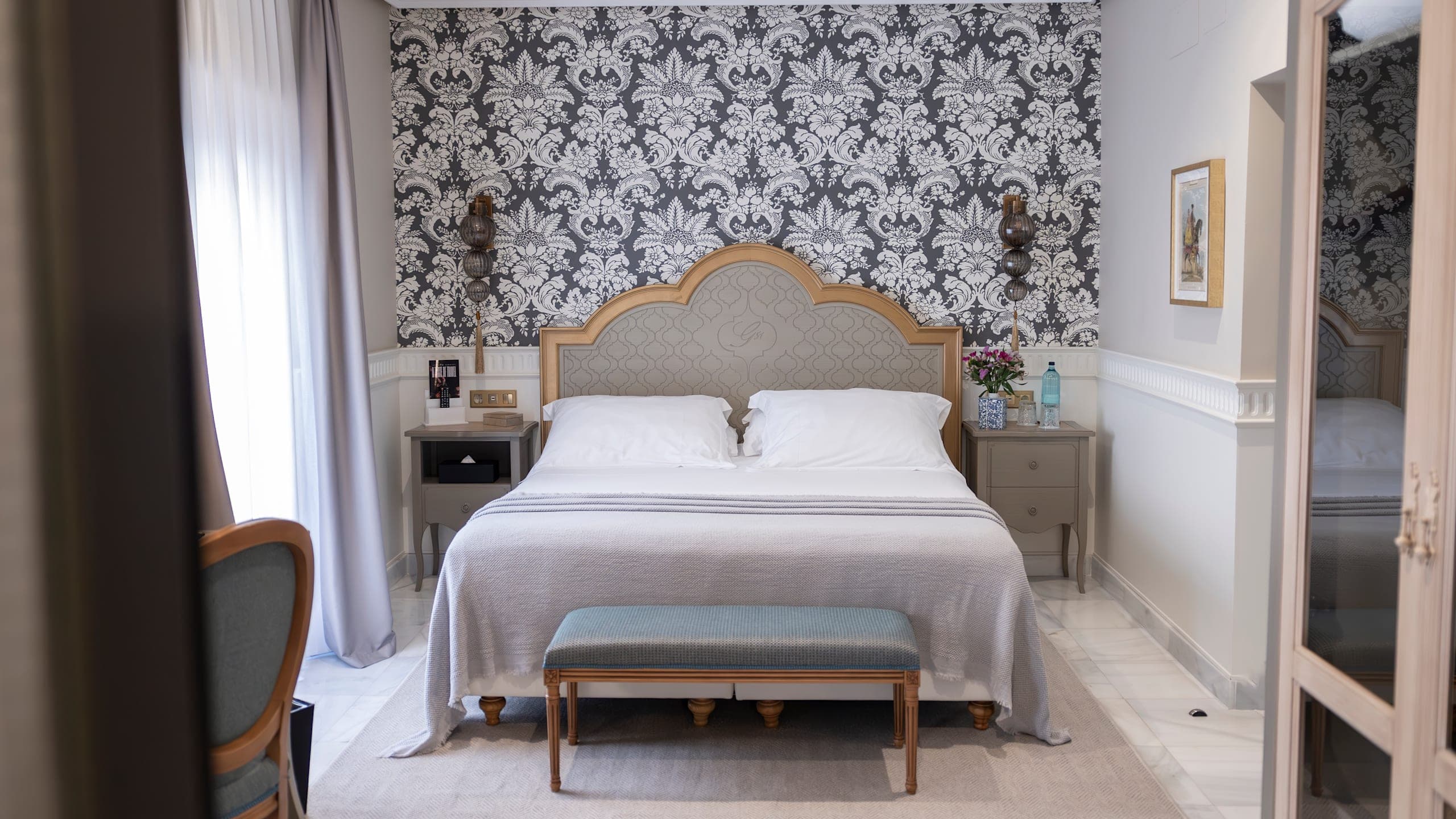 Superior Room - Image 4