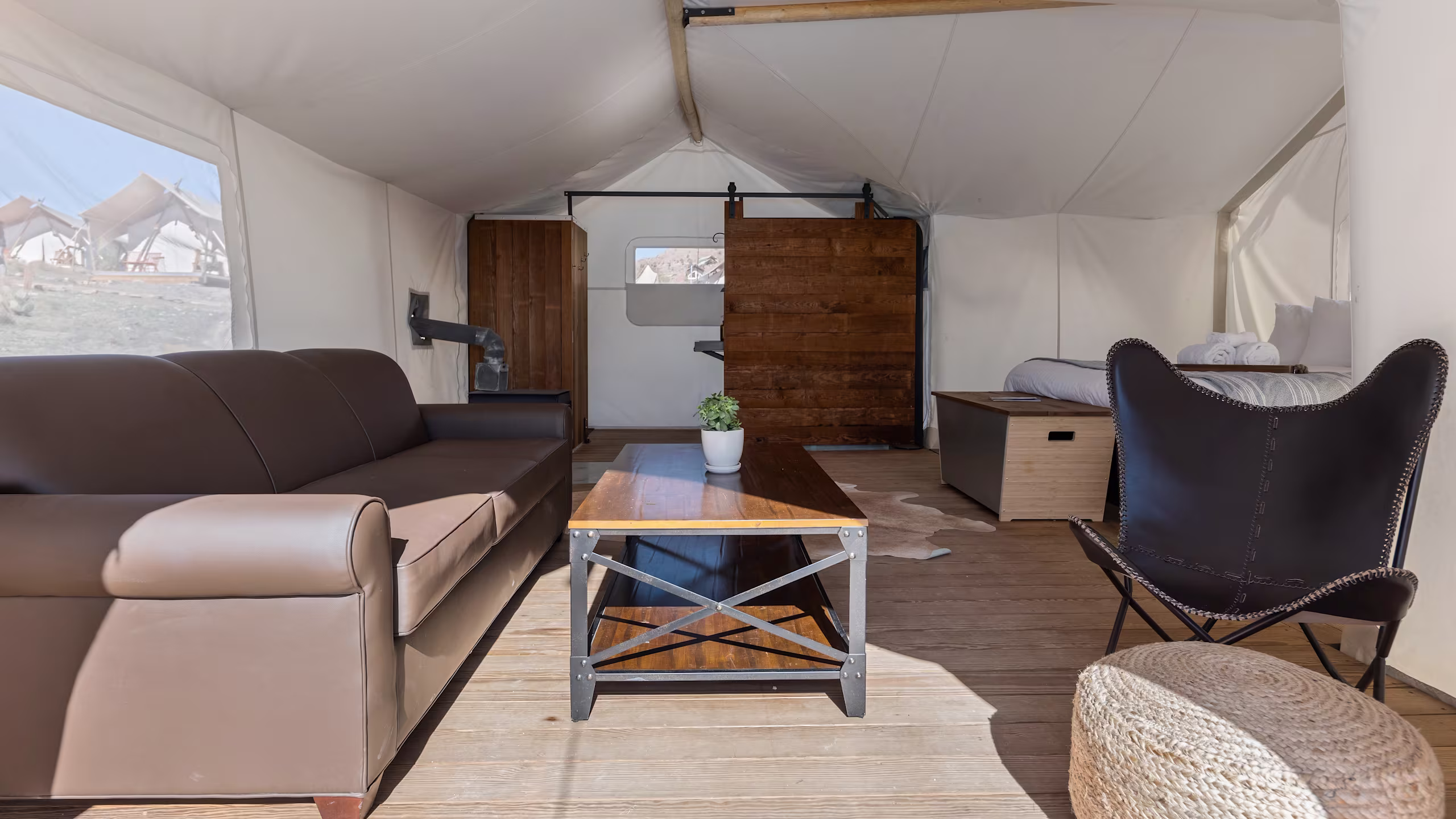Suite Tent - Image 6