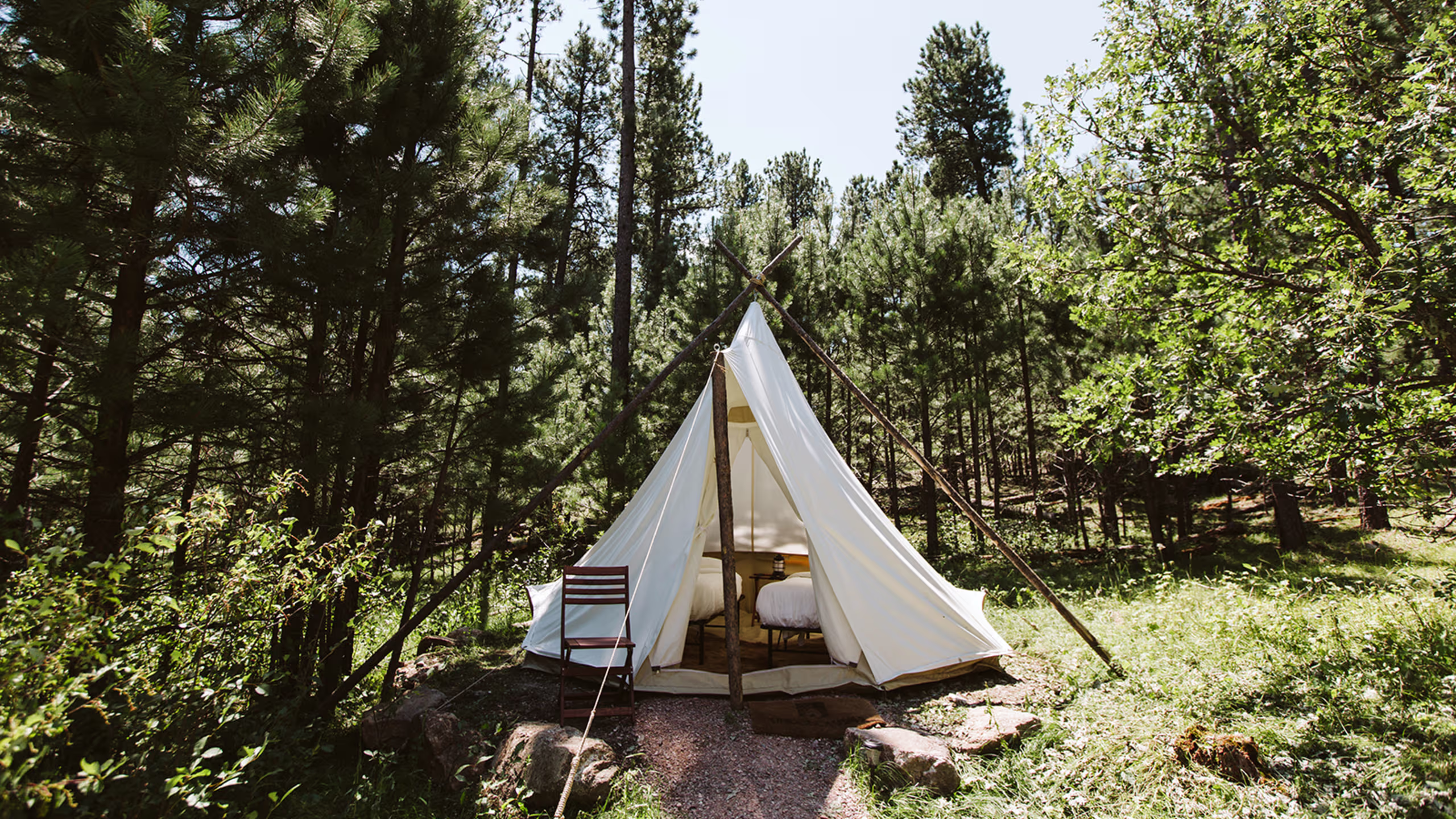 Deluxe with Kids' Tent - Image 4