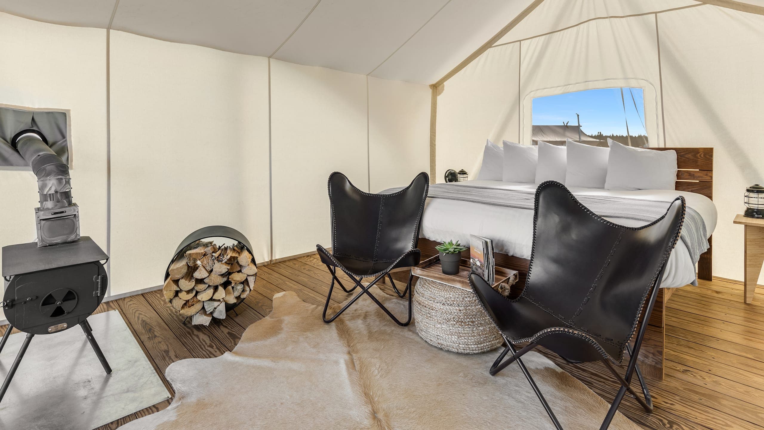 Under Canvas West Yellowstone - Image 3