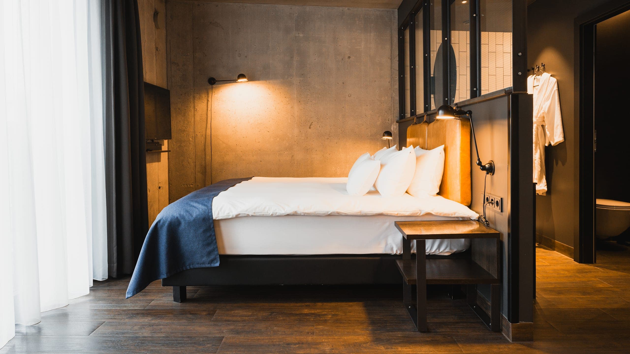 Junior Suite - Image 3