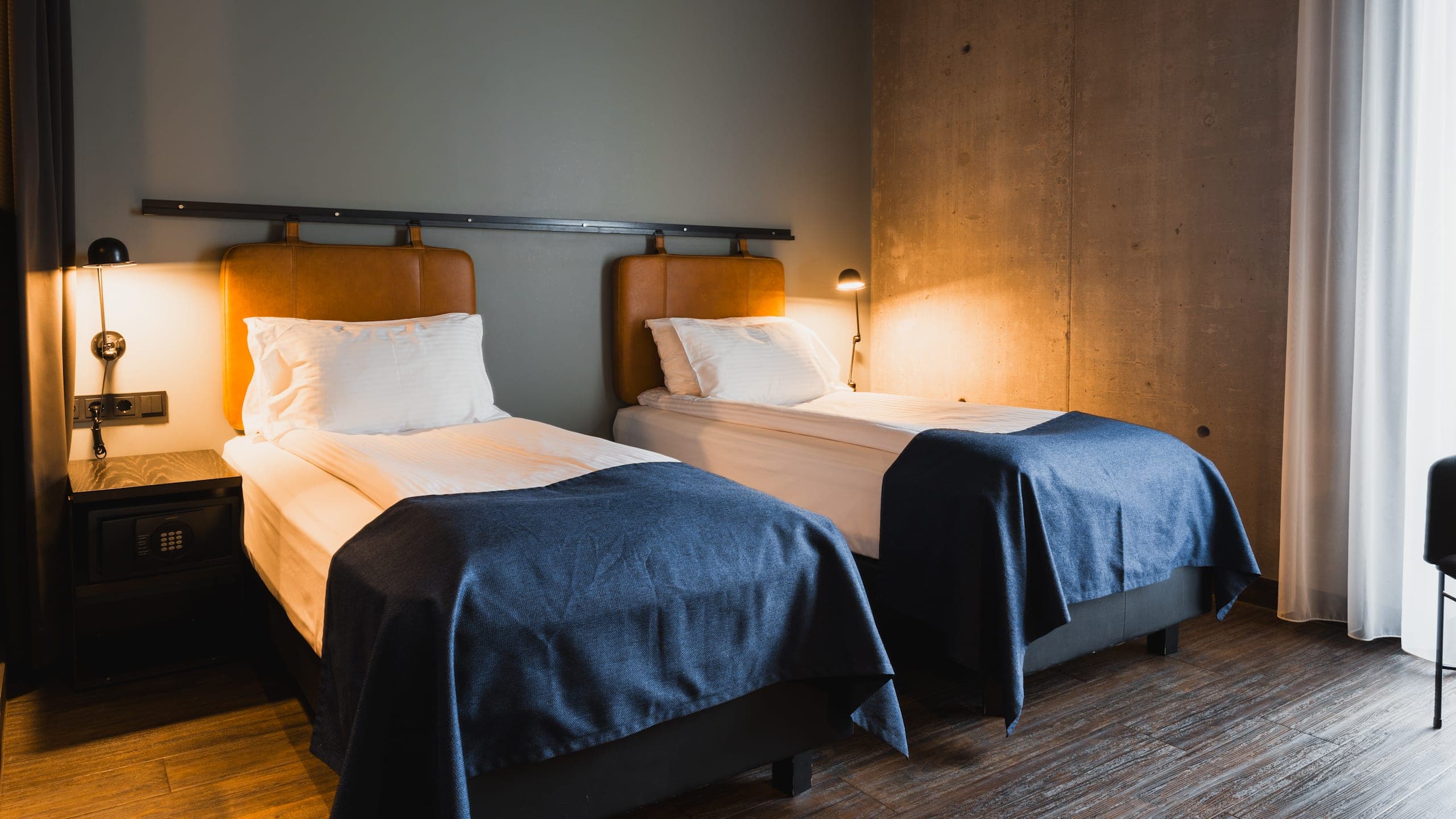 Double or Twin Standard Room - Image 3