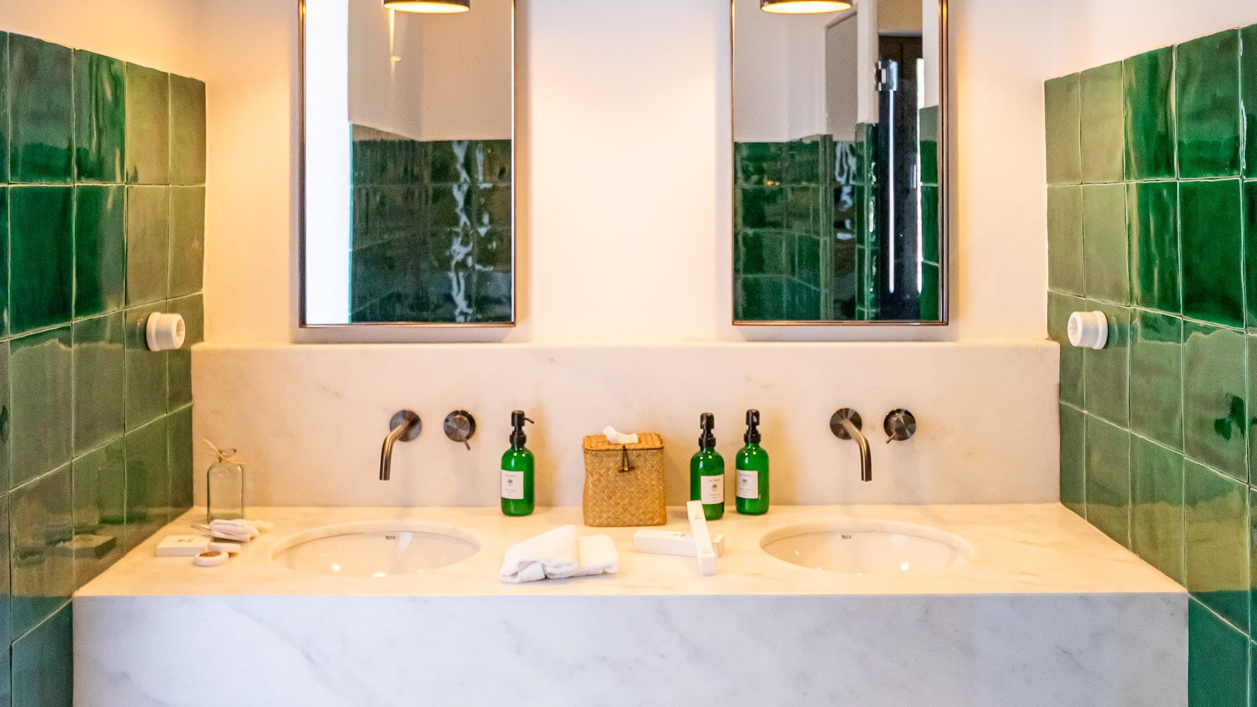 Cap Menorca - Image 4