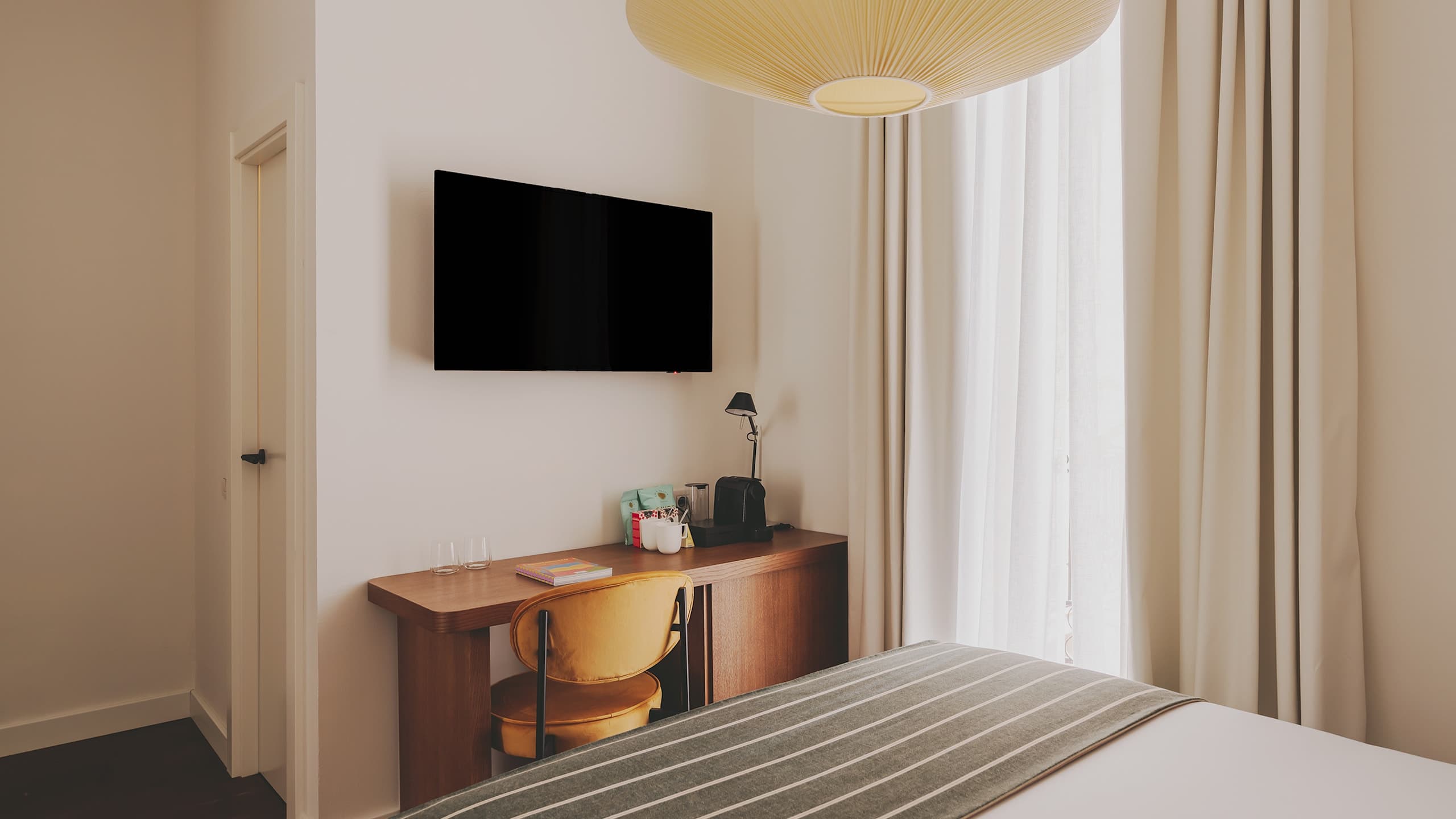 Hotel Regina - Image 2