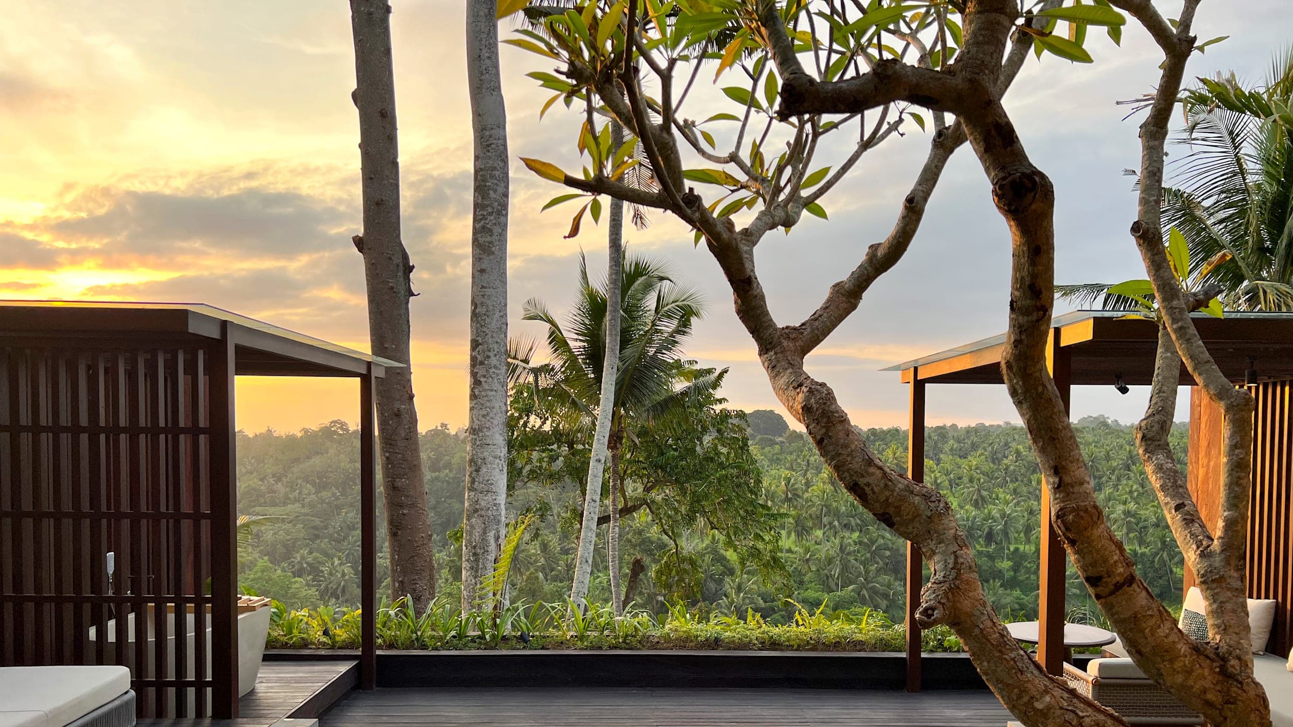 Premier River View Villa - Image 6