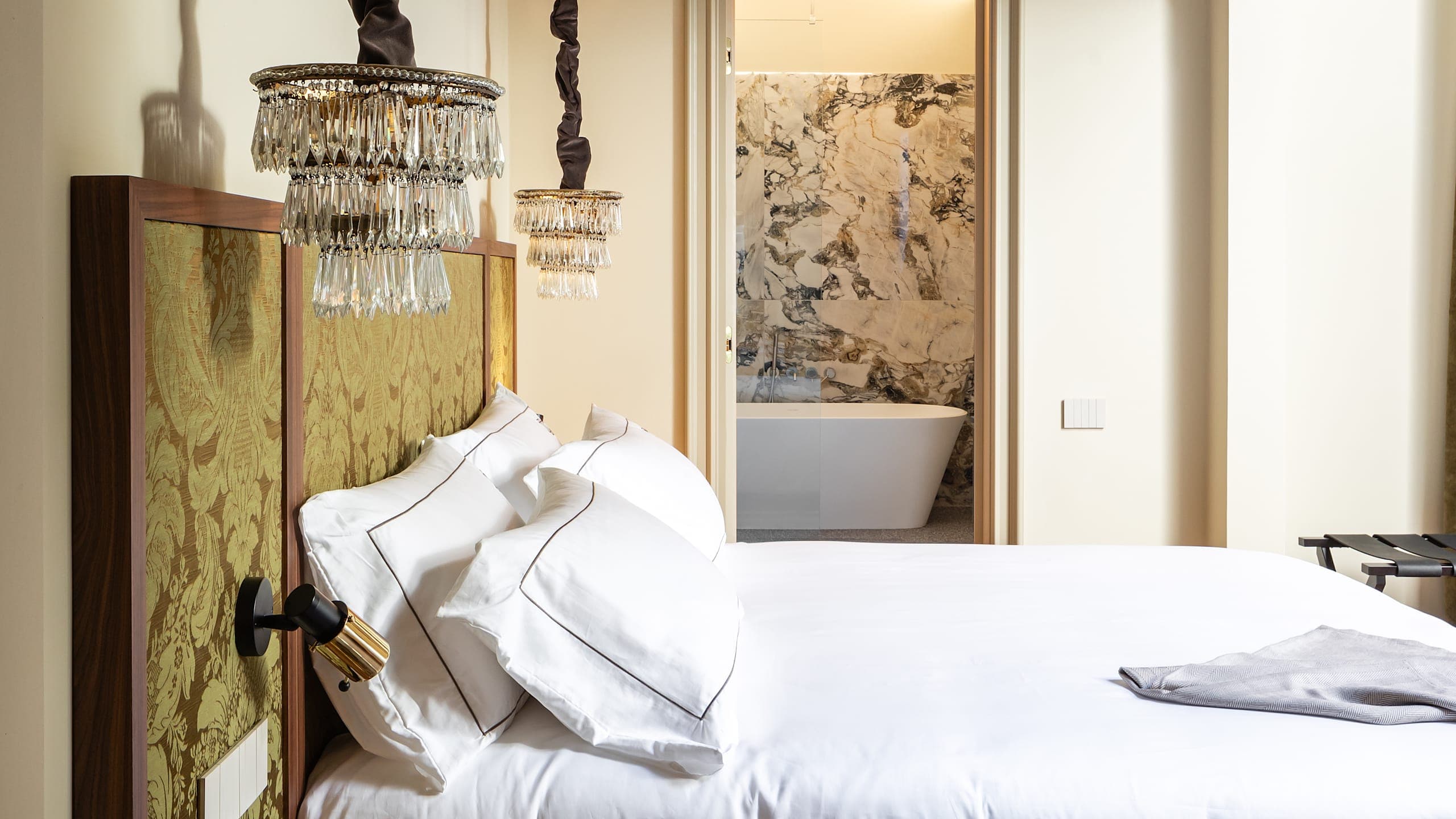 This Time Tomorrow in Florence - Image 5