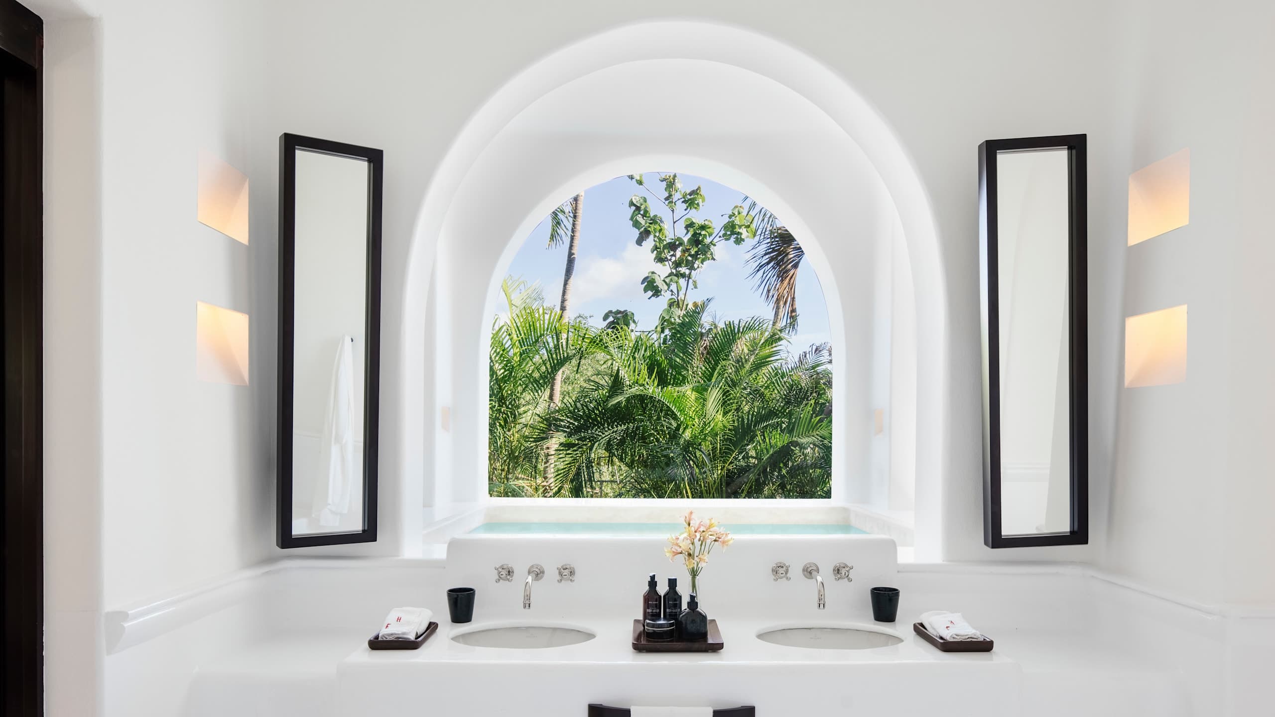 Hotel Esencia - Image 4