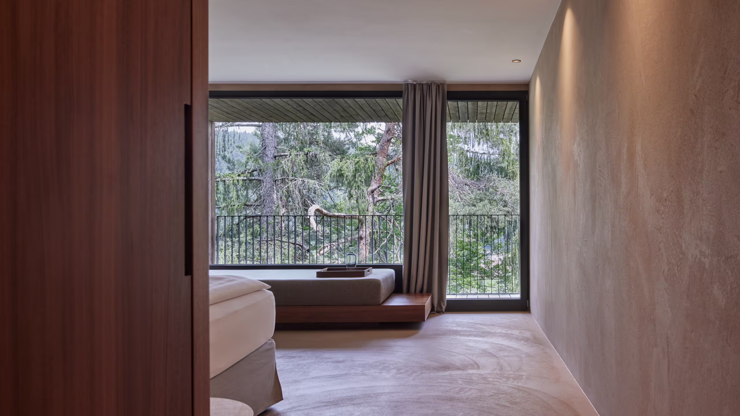 Forest Loggia - Image 2