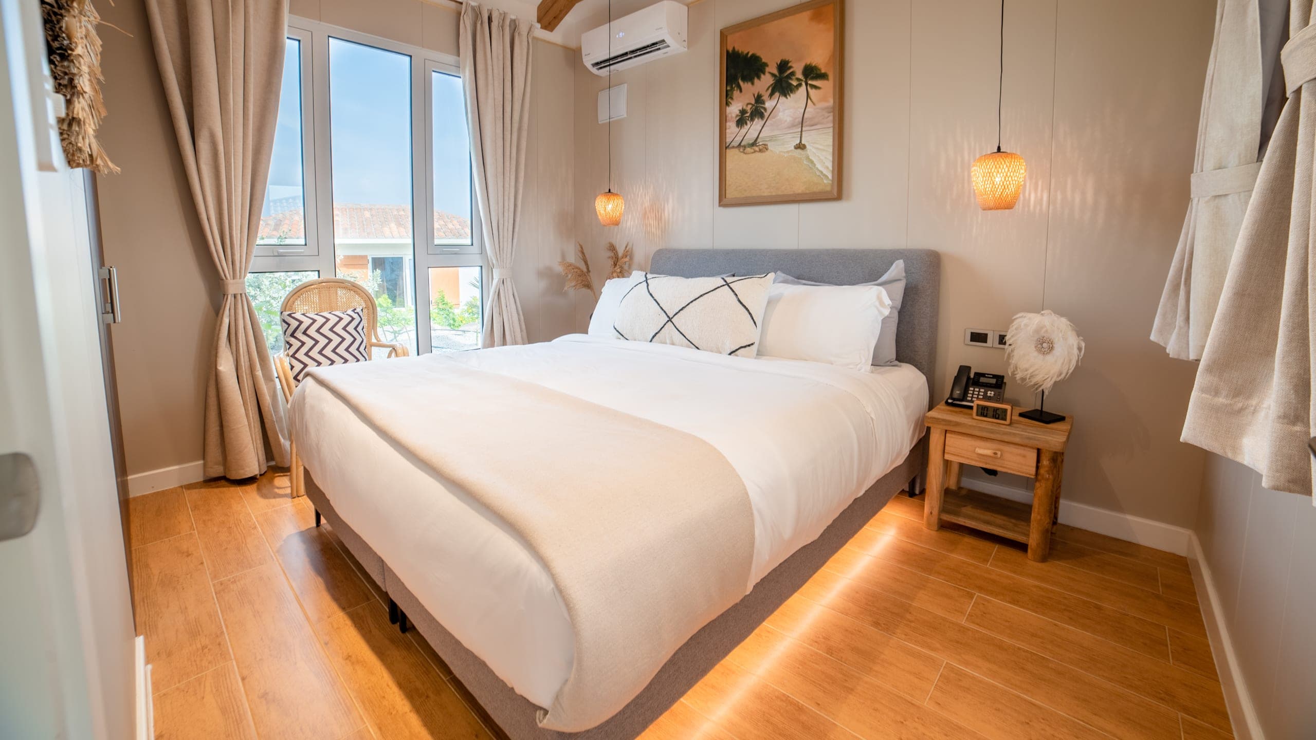 One Bedroom Cottage - Image 1