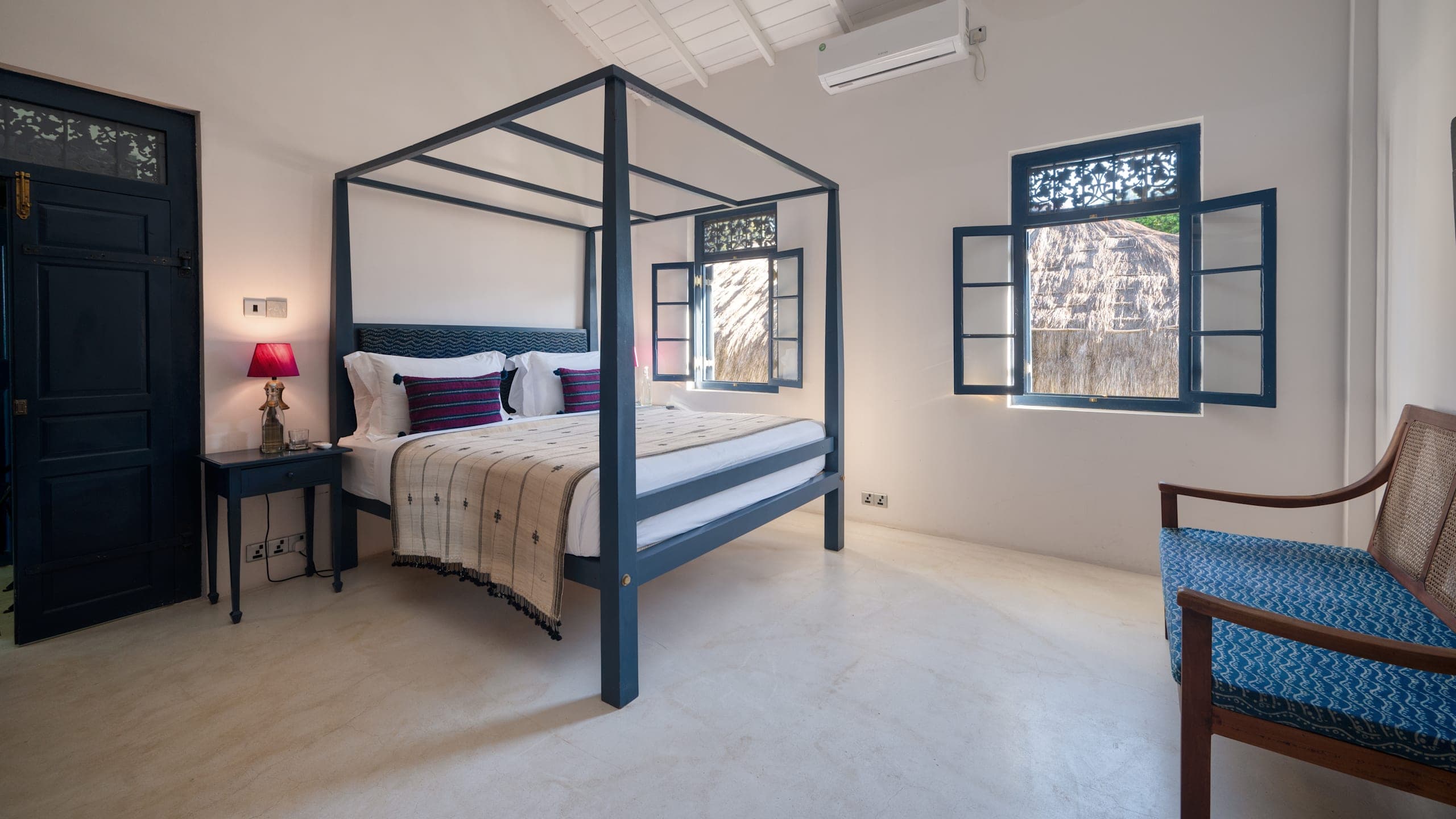 Family Room 2 - Image 4