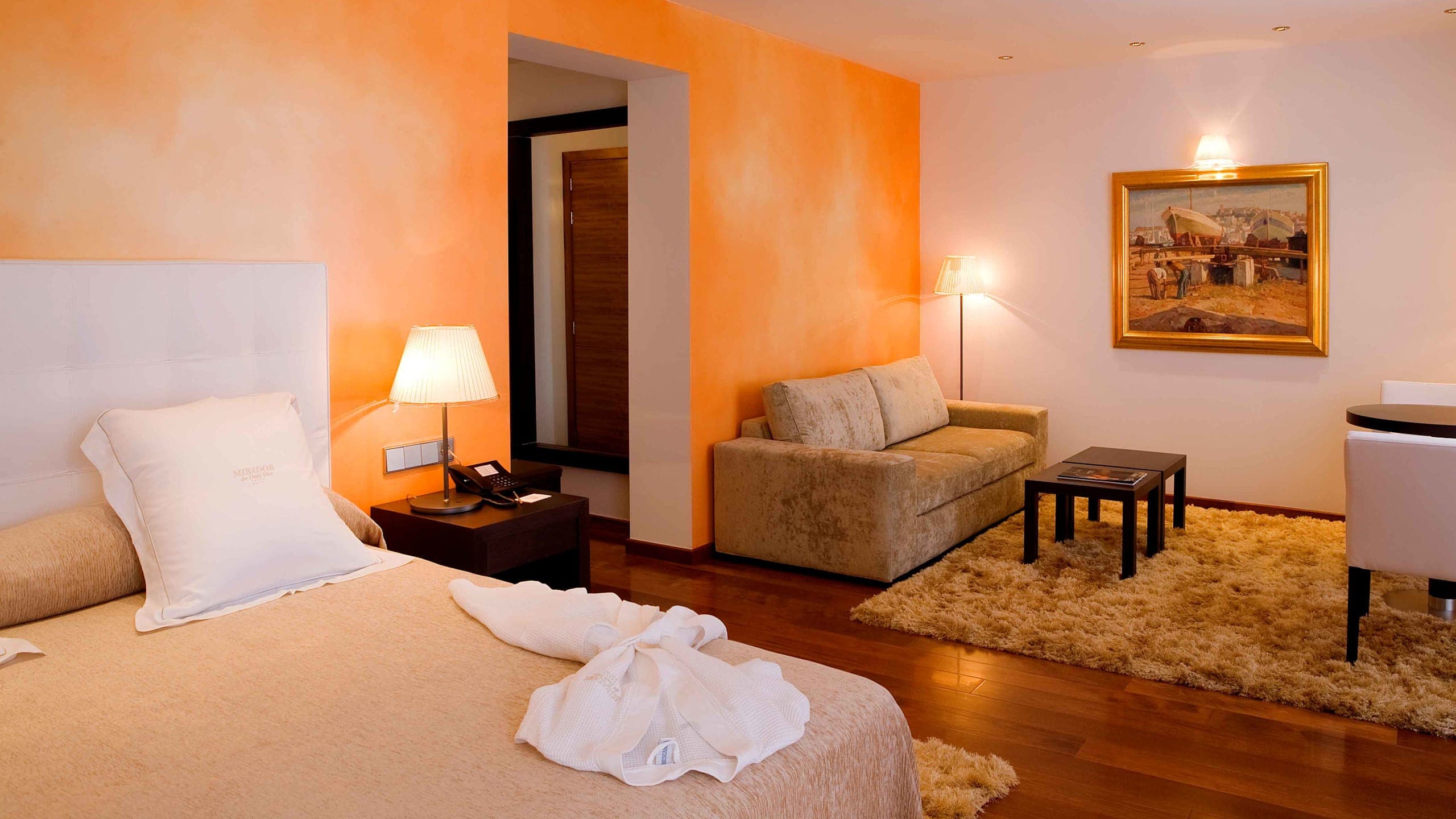 Junior Suite - Image 1