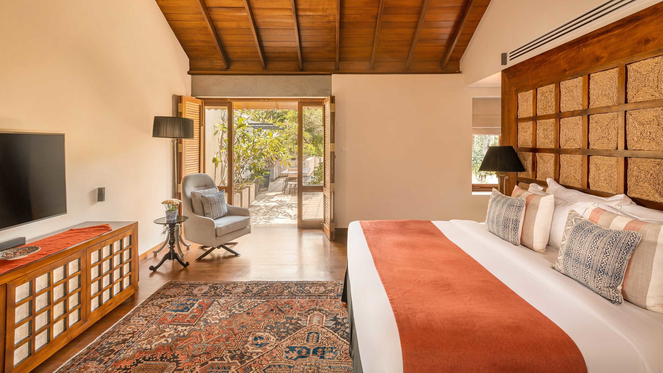 Master Suite Two - Image 3