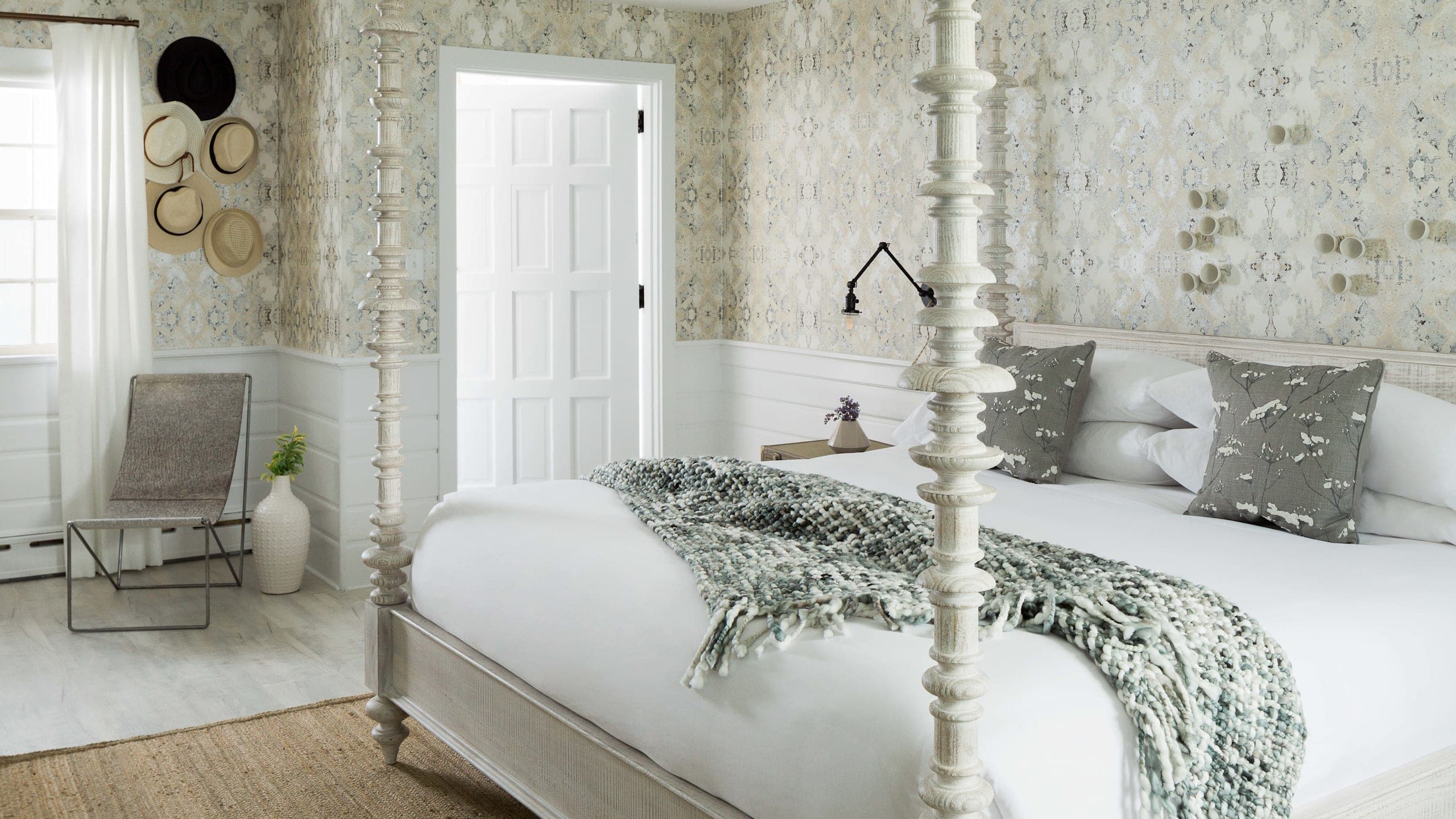 King Deluxe - Image 1