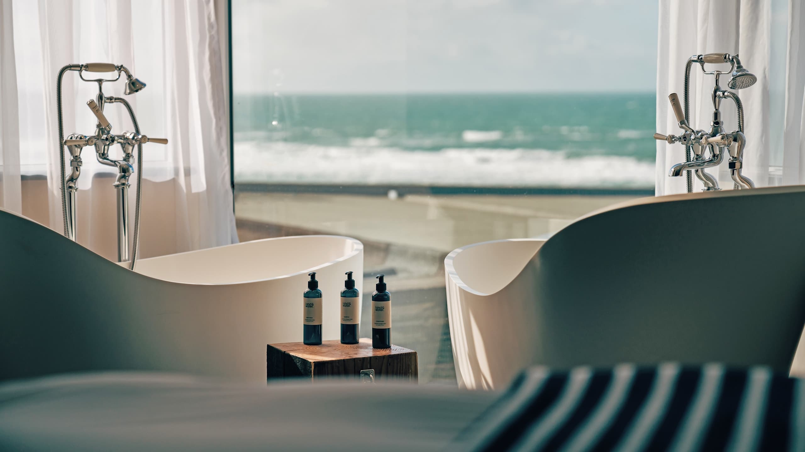 Sea View Suite - Image 2