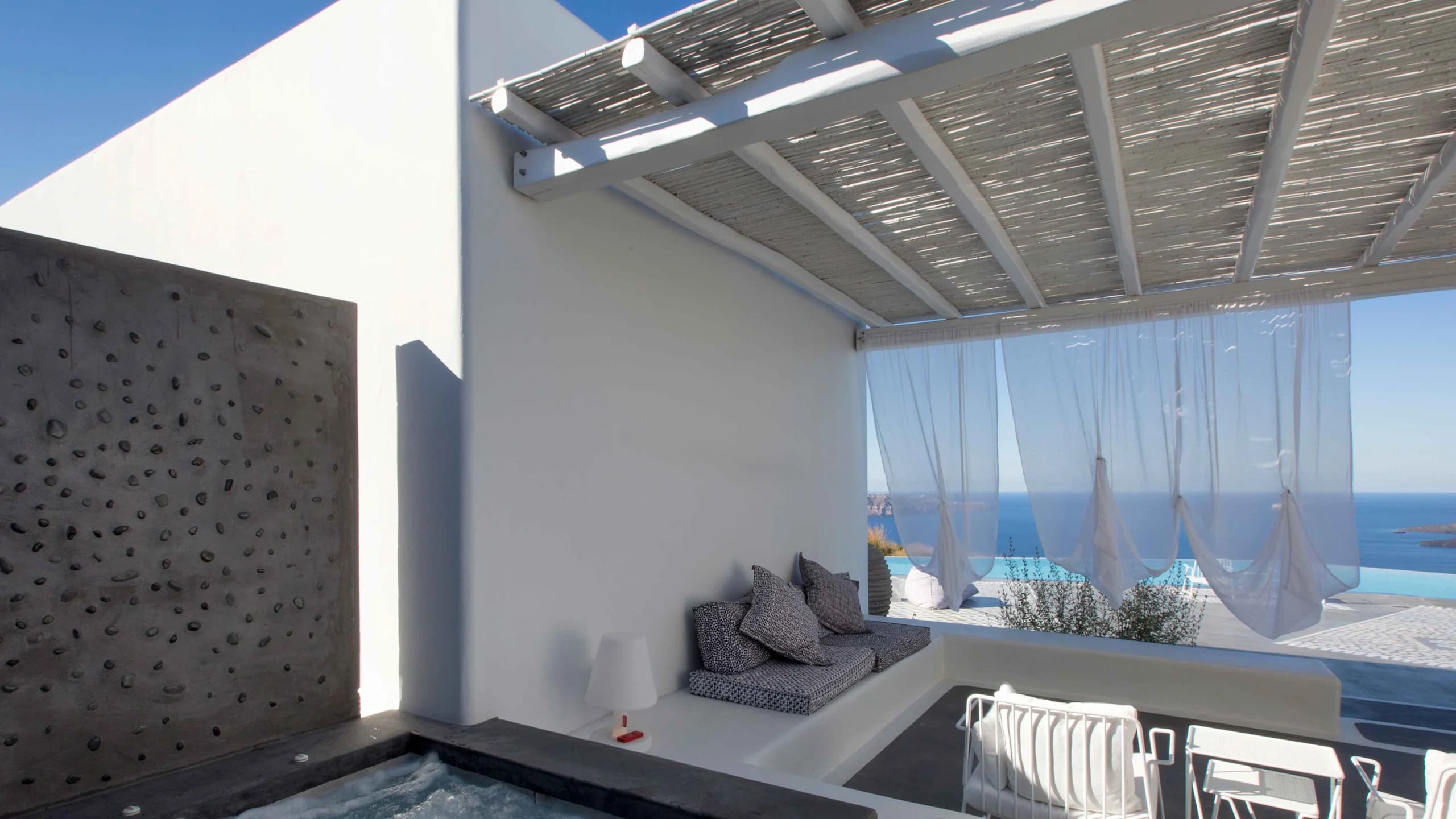 Erosantorini - Image 4