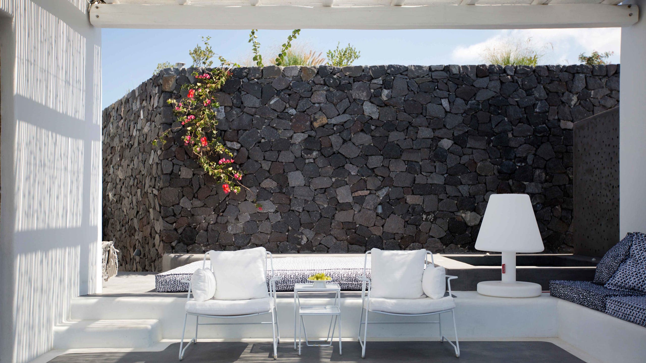 Erosantorini - Image 3