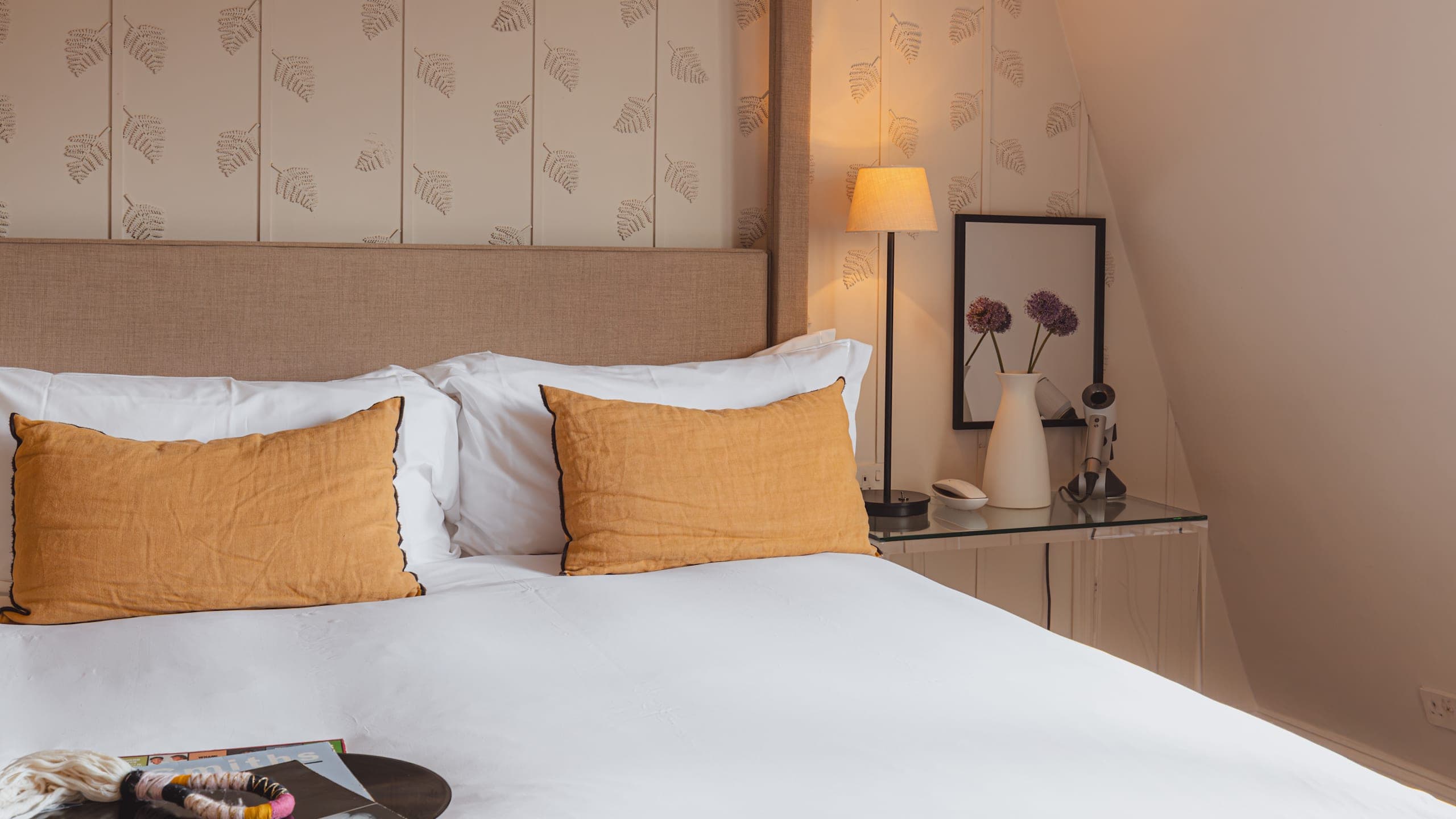 Large Guest Room - Image 6