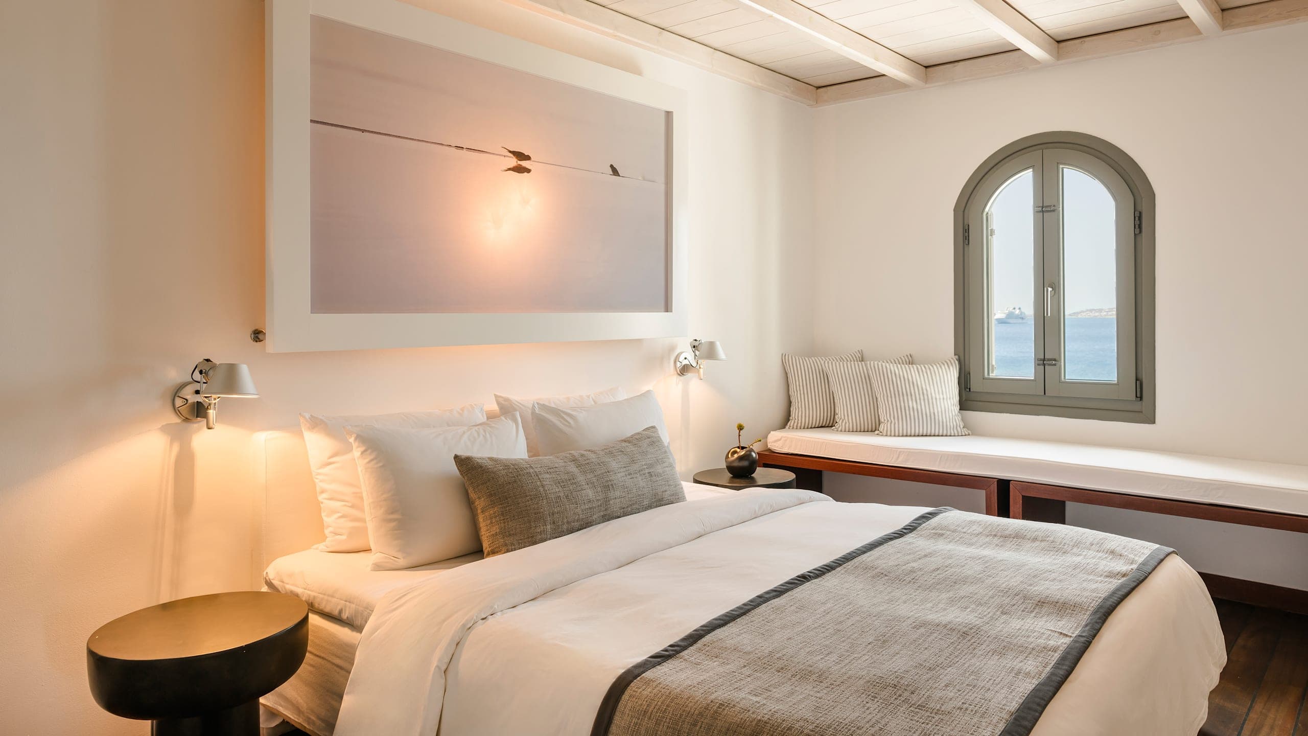 Premium Suite Sea View - Image 8
