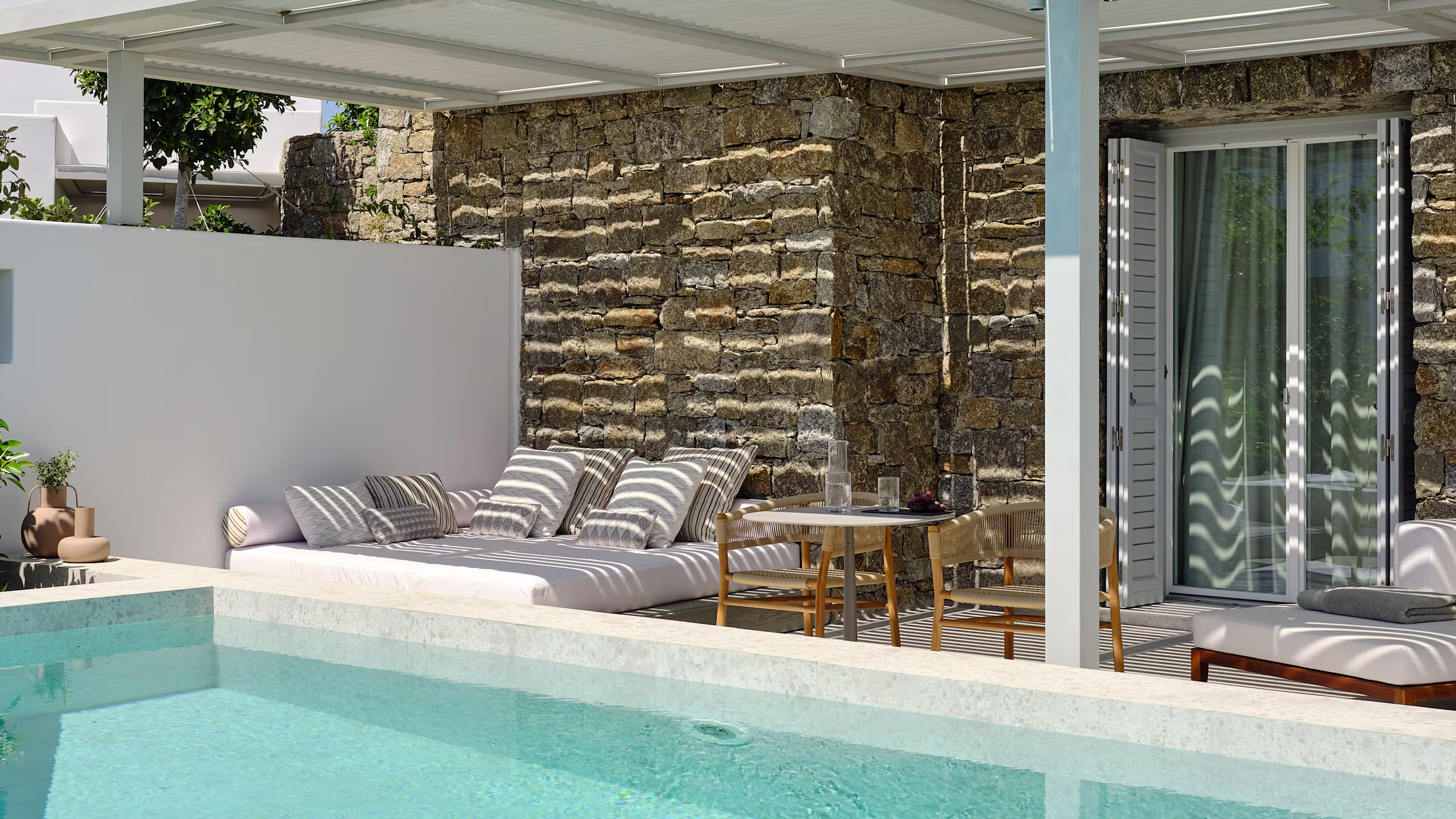 Alpha One Bedroom Residence with Private Pool & Sea View - Image 6