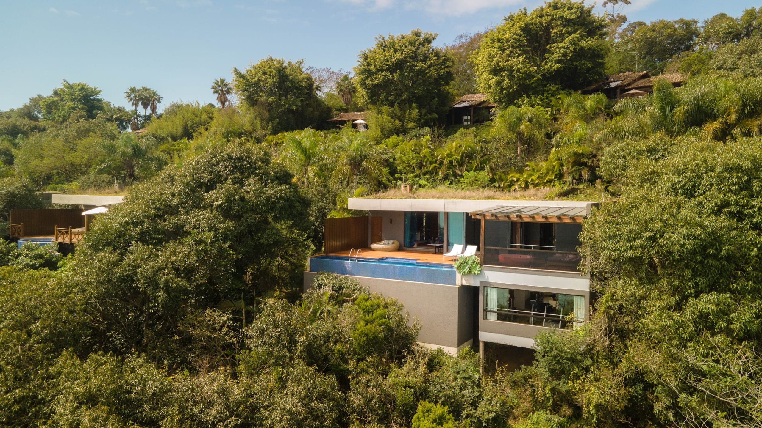 Ponta dos Ganchos - Image 2