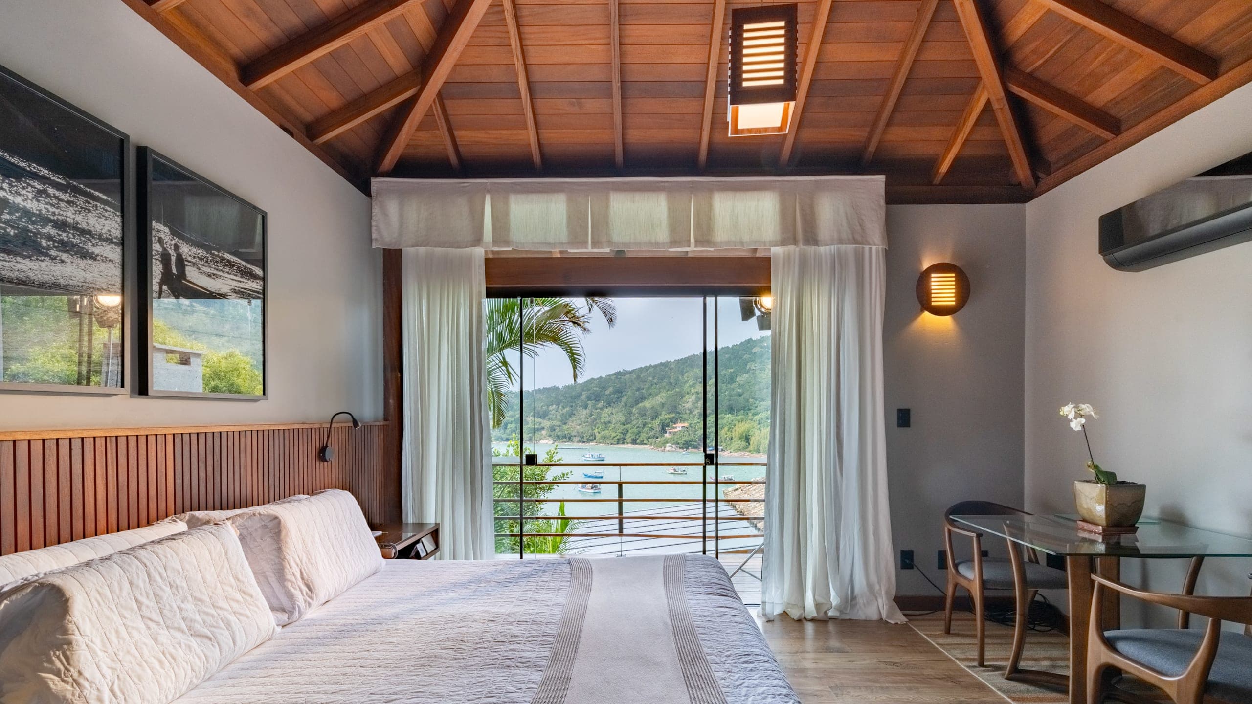 Ponta dos Ganchos - Image 5