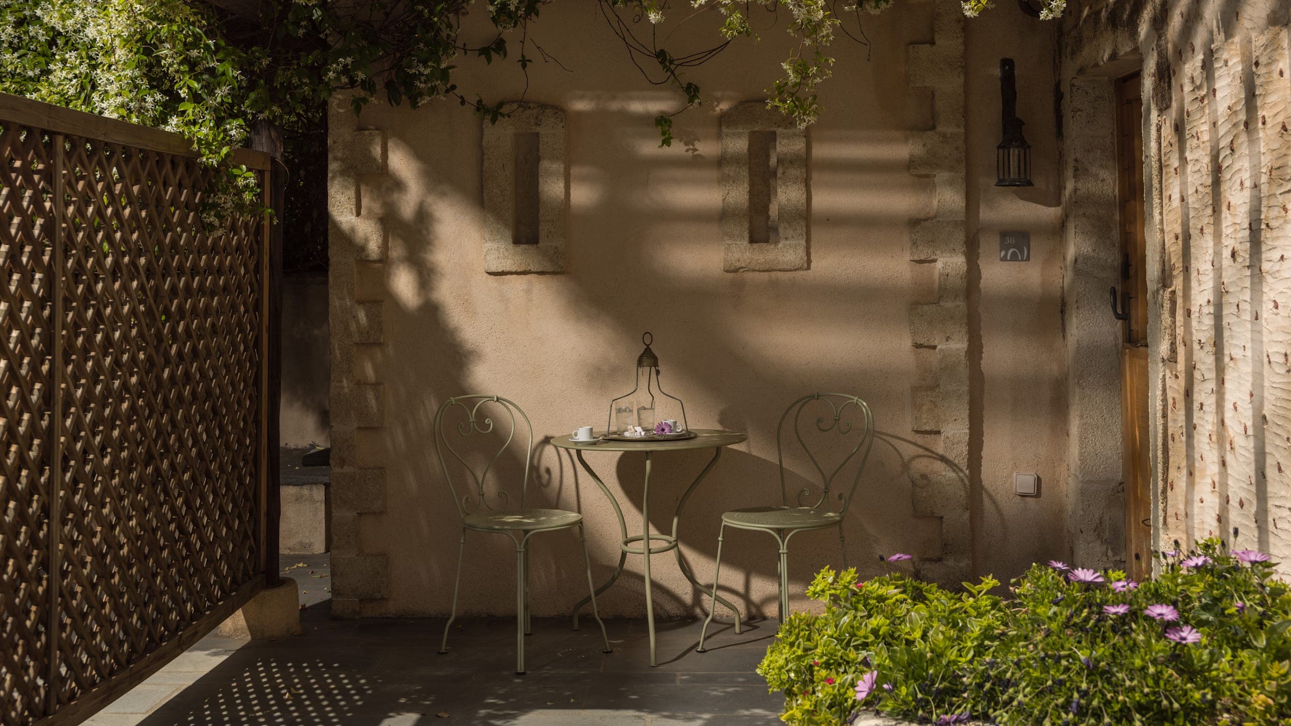 Double Room - Image 1