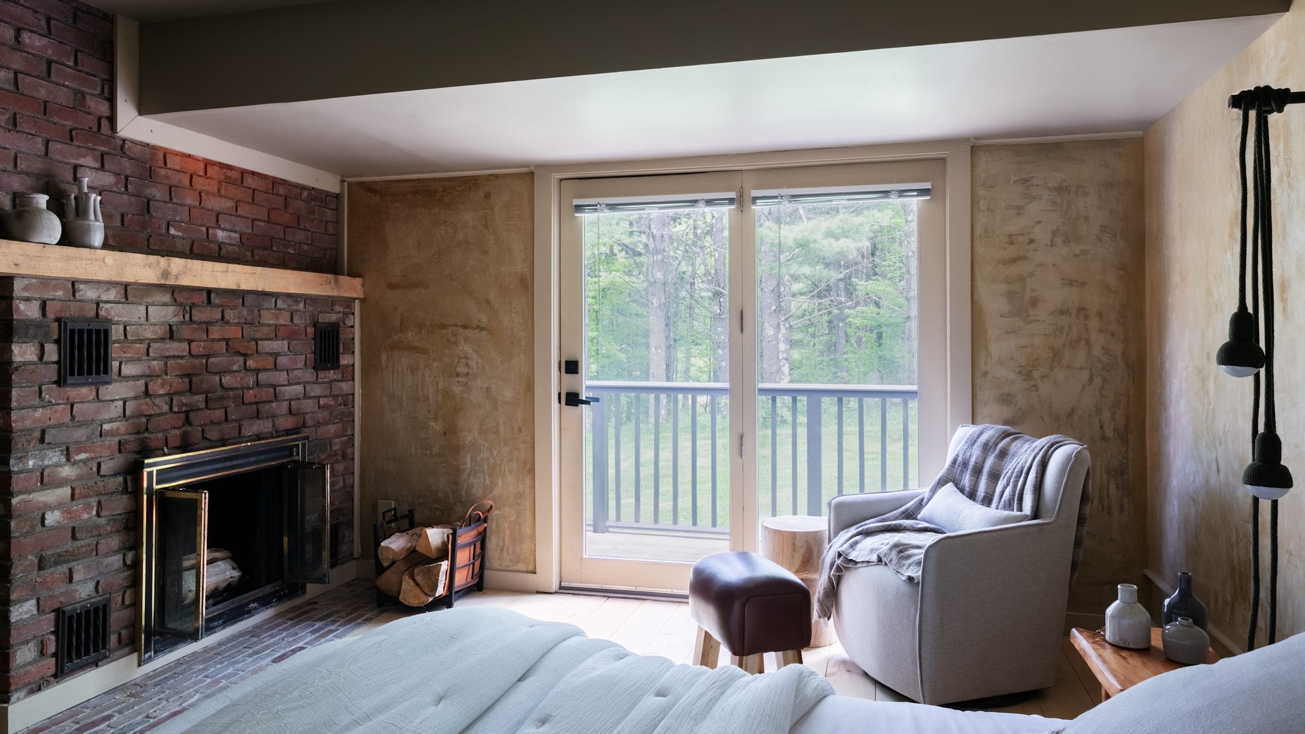 Awol Stowe - Image 5