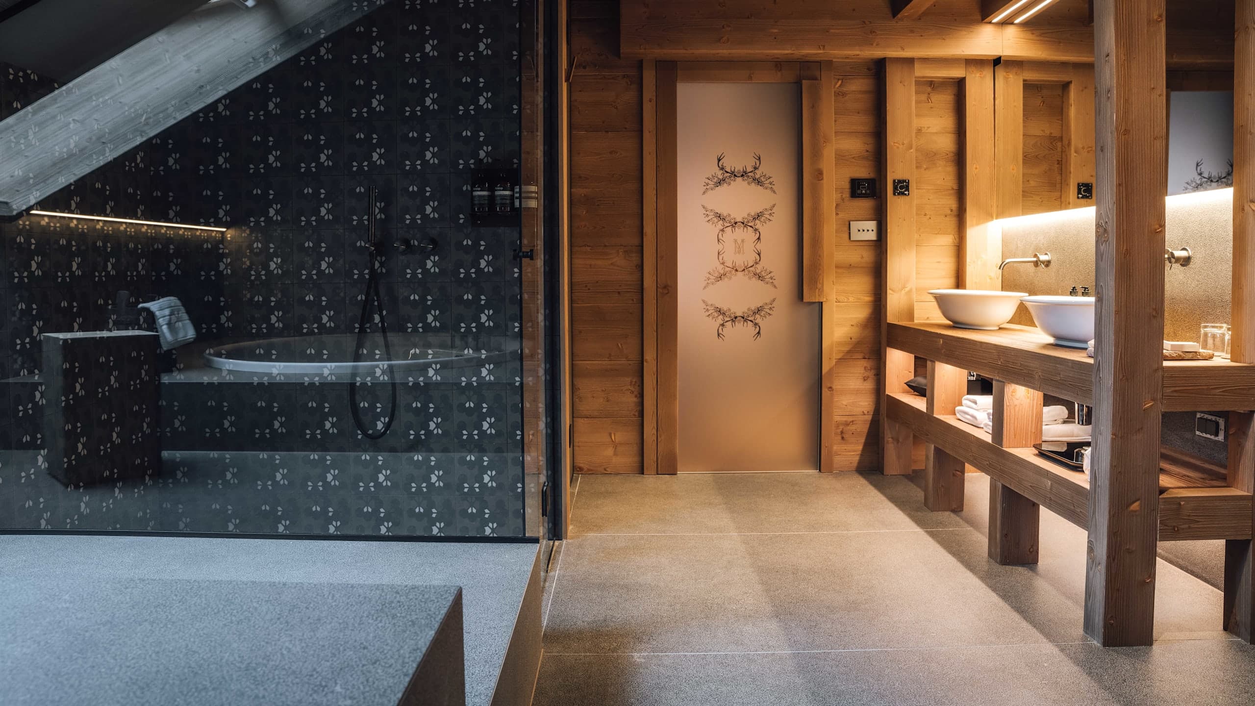 Exclusive Suite with Spa Bath - Princess Marina - Image 3