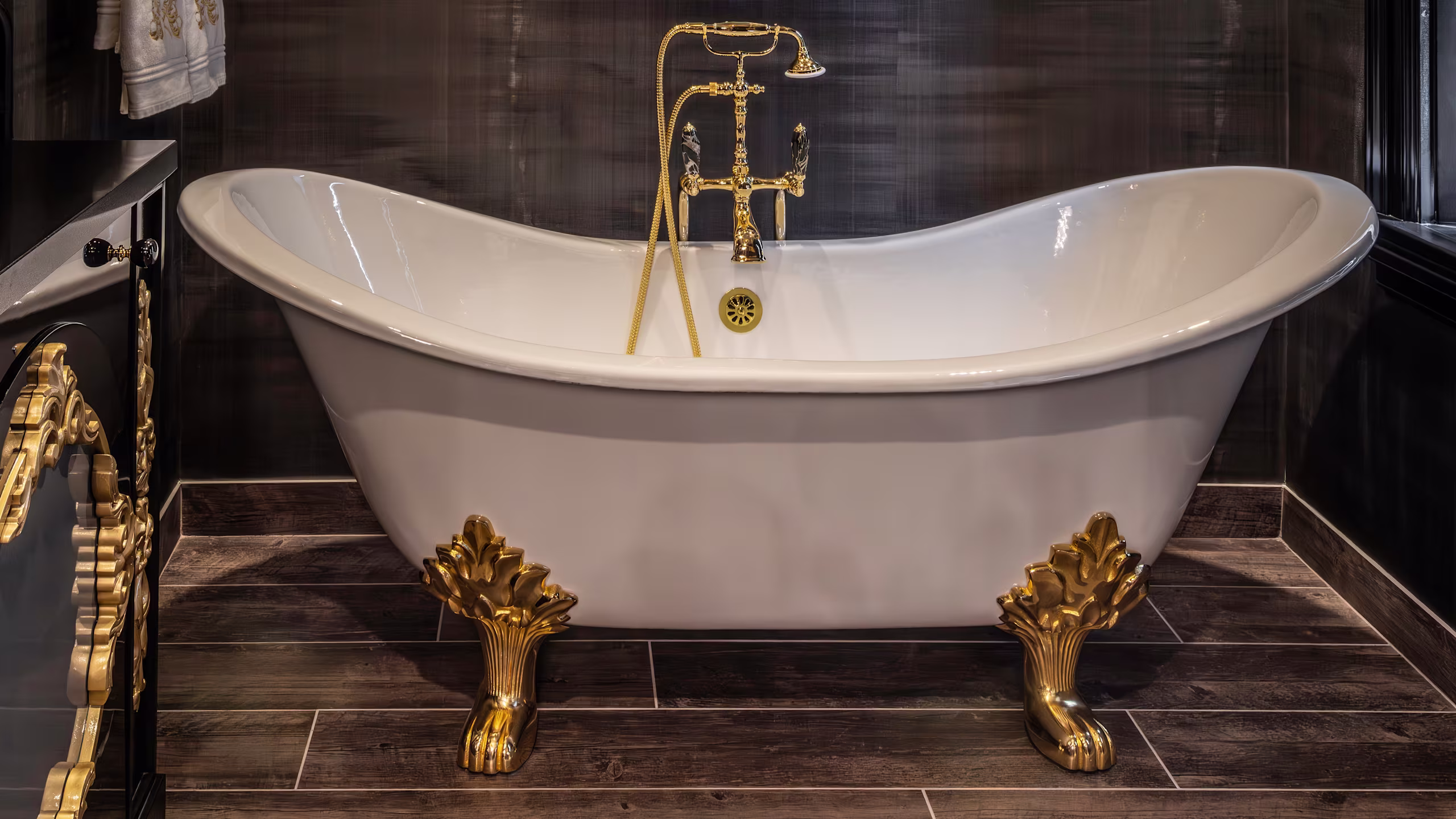 The Owner's Suite - Image 2