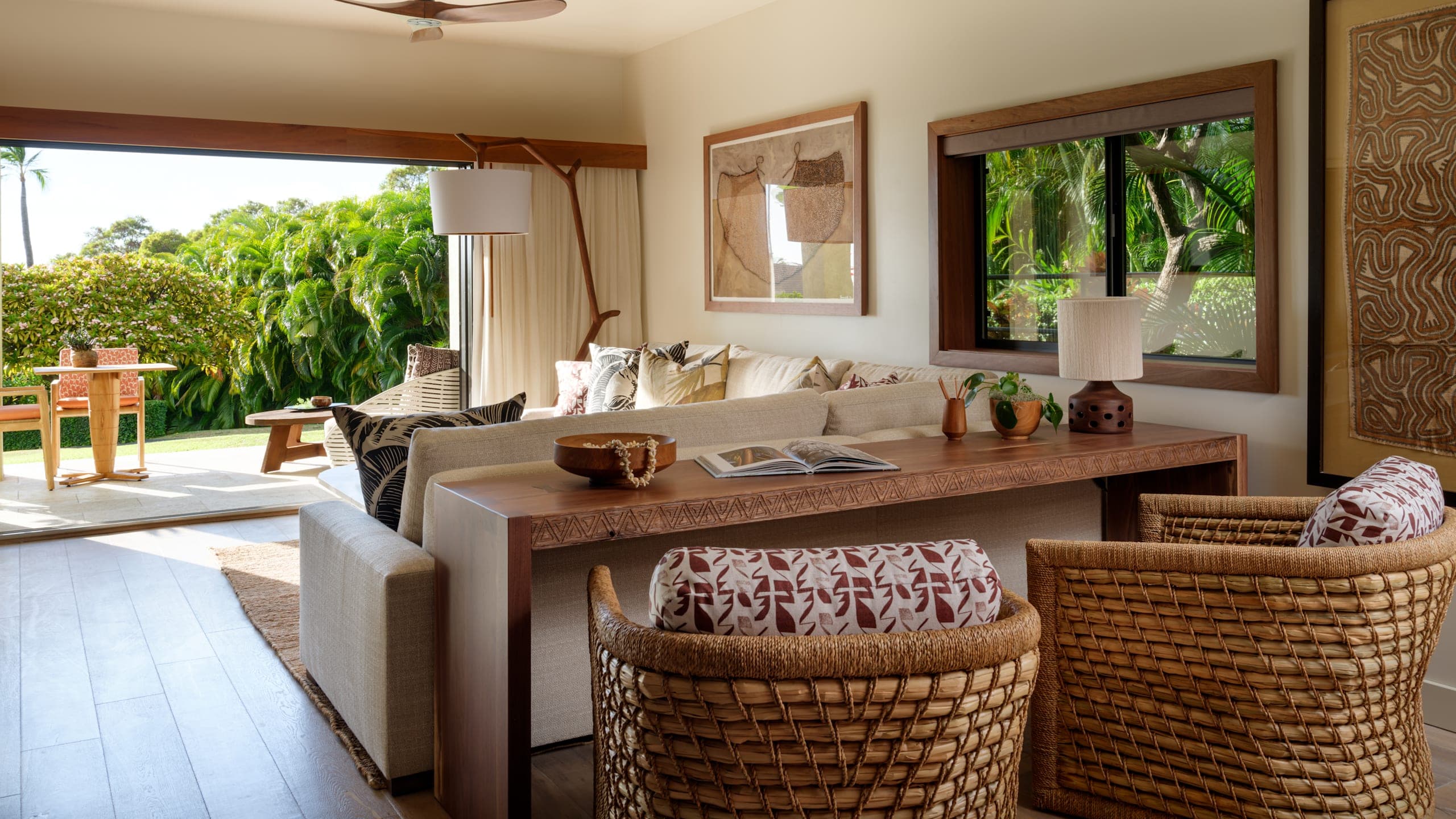 Garden View One Bedroom Suite - Image 4