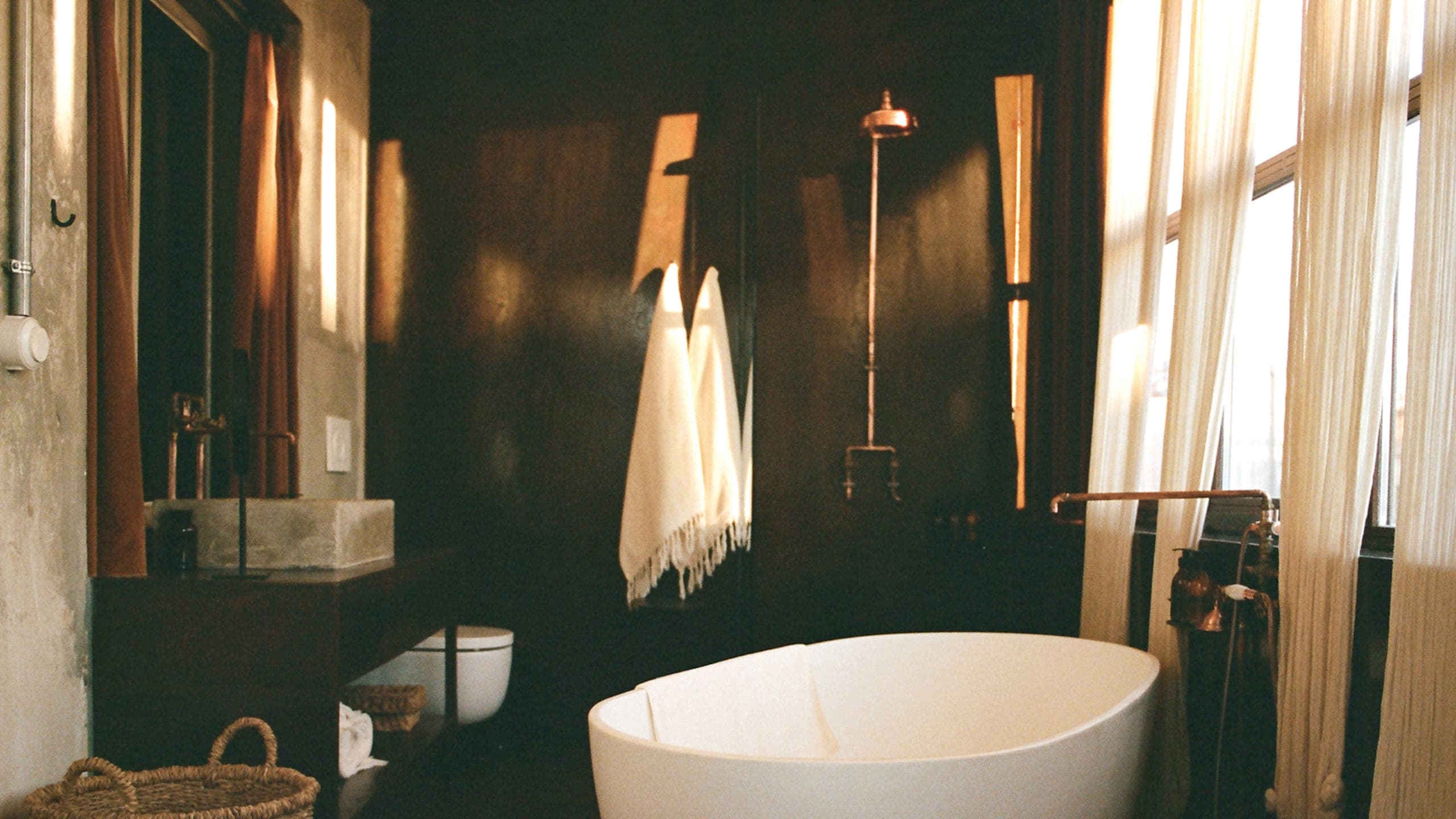 Mona's Suite - Image 5