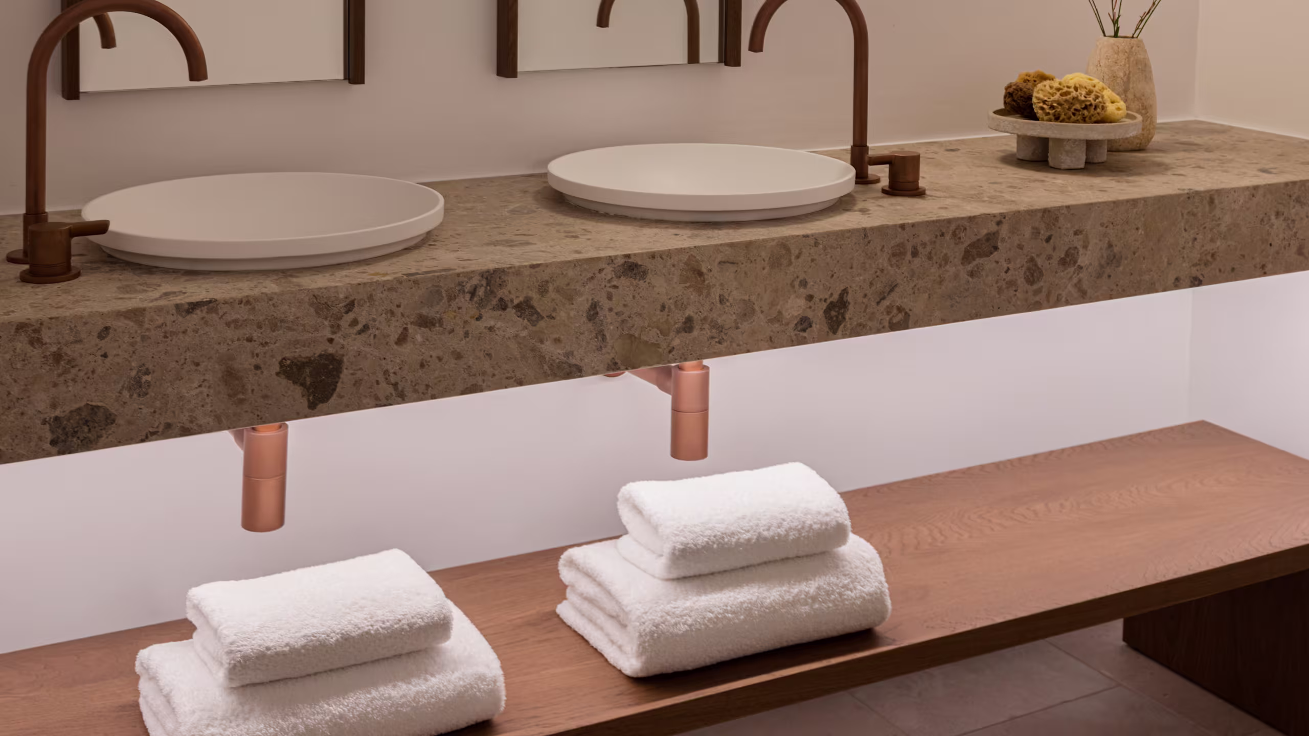 Senior Suite - Image 5