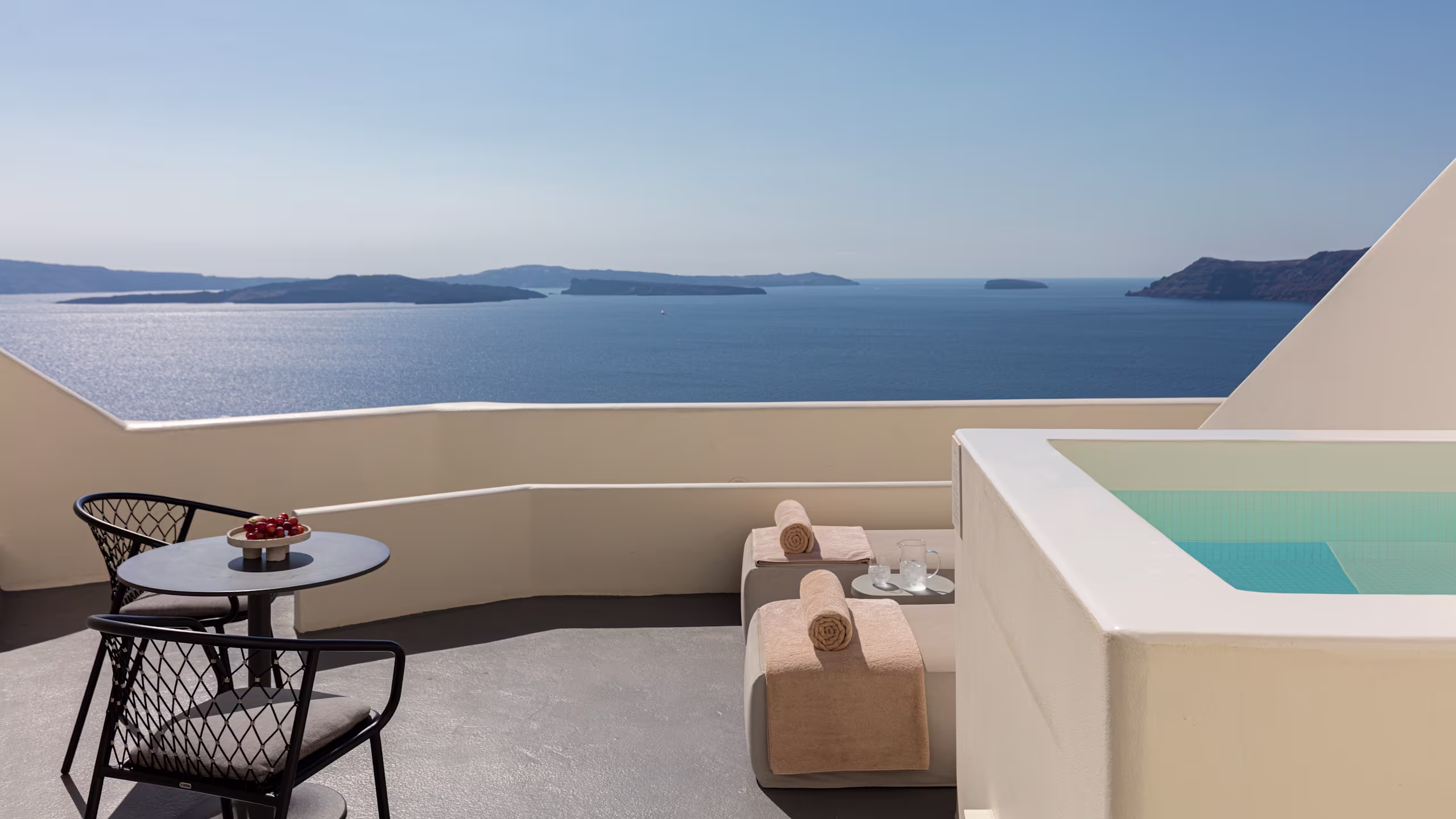 Junior Suite with Plunge Pool - Image 5