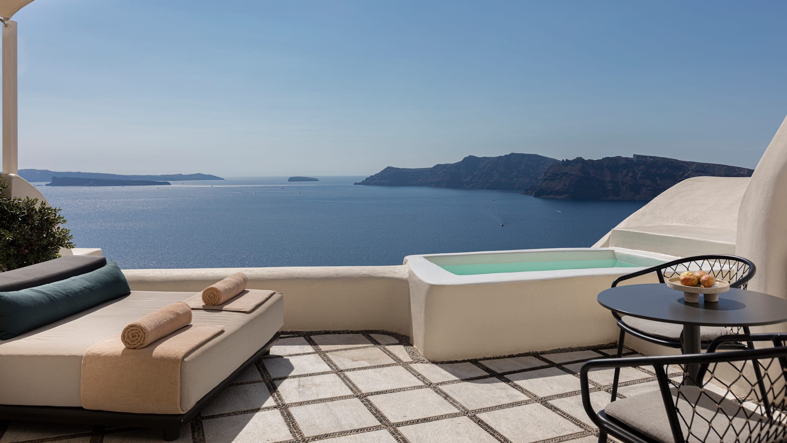 Honeymoon Suite with Plunge Pool - Image 6