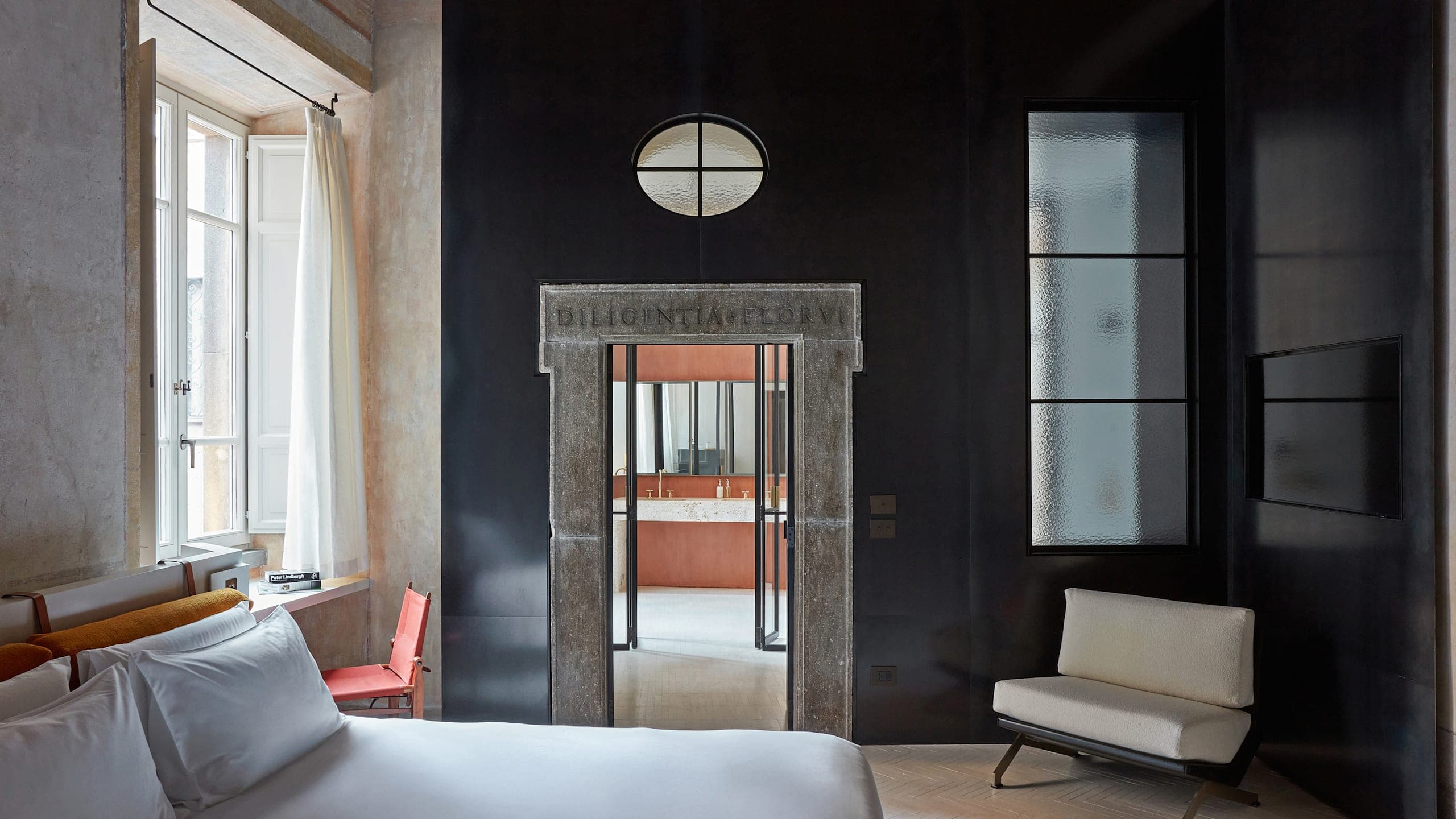 Junior Suite - Image 1