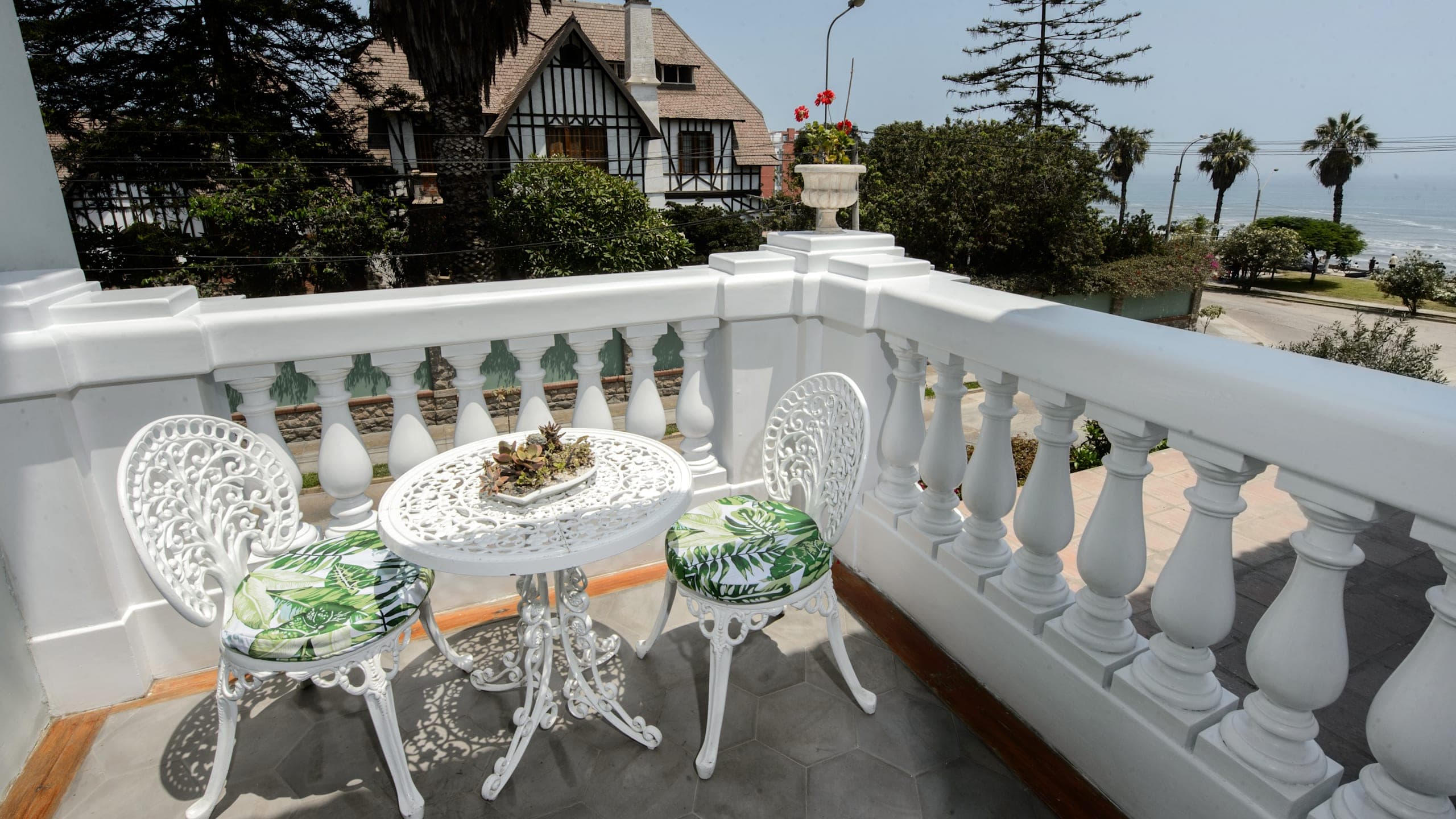 Junior Suite - Image 3