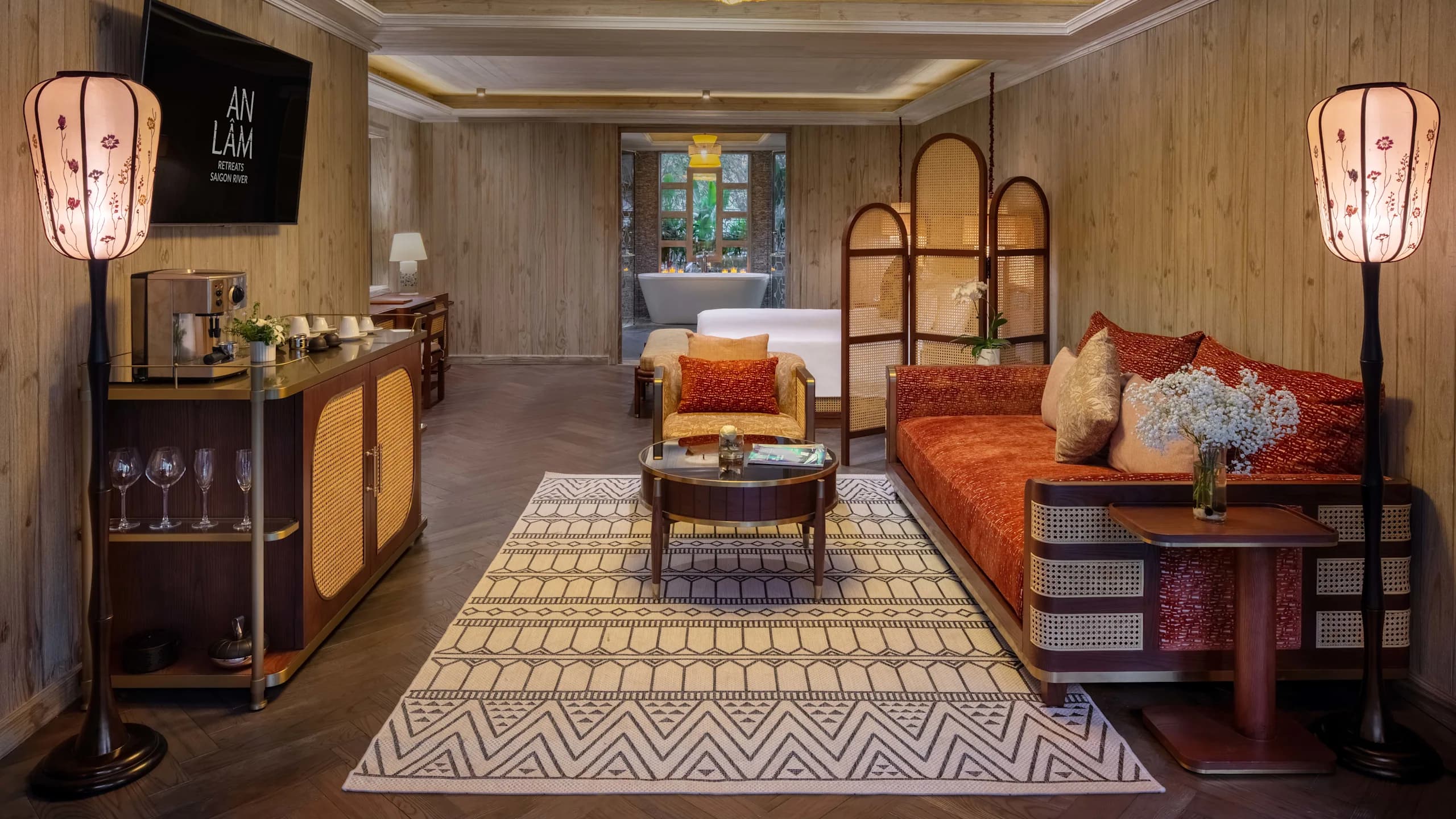 Riverside Suite - Image 2