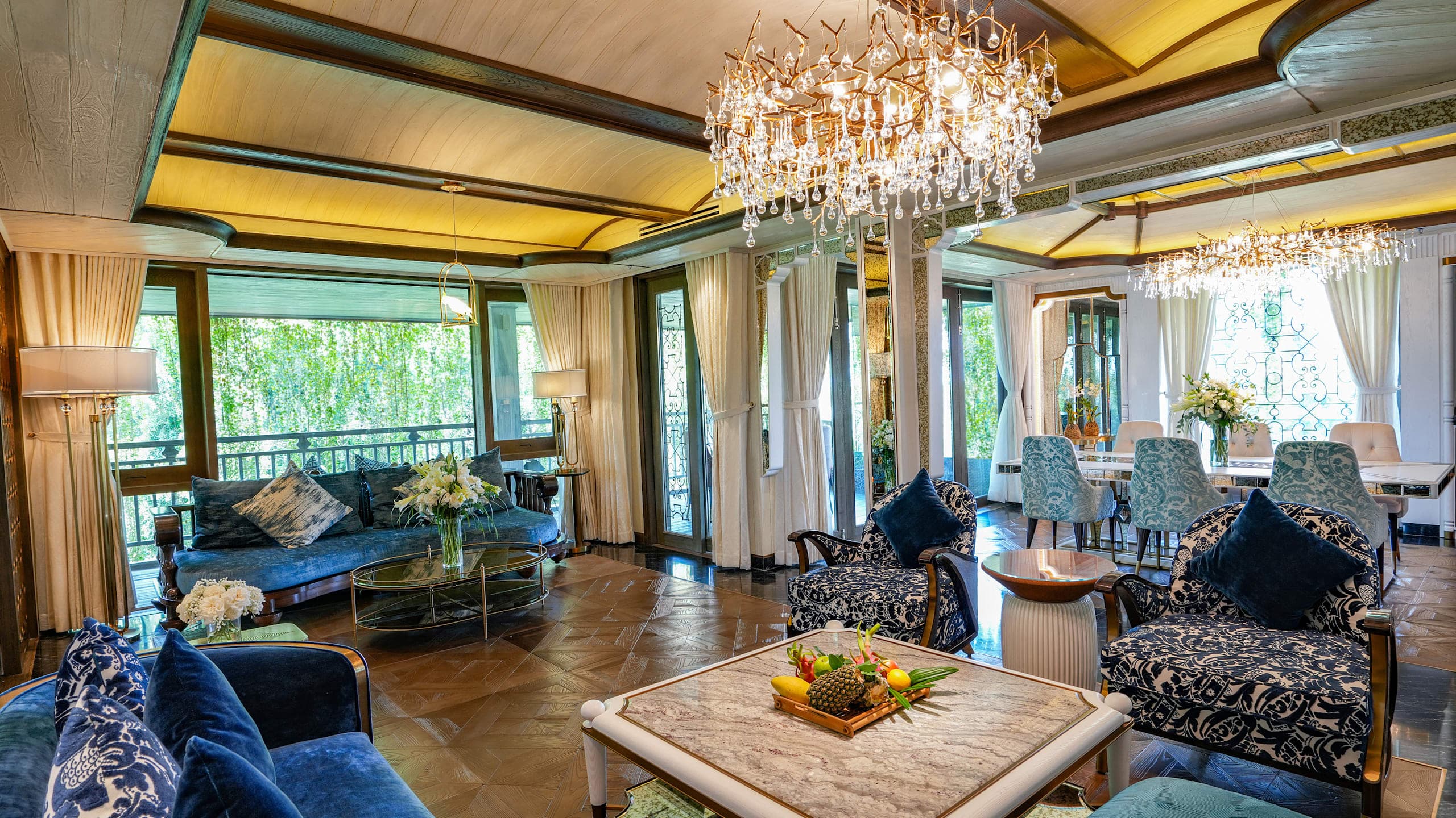 Presidential Suite - Image 5